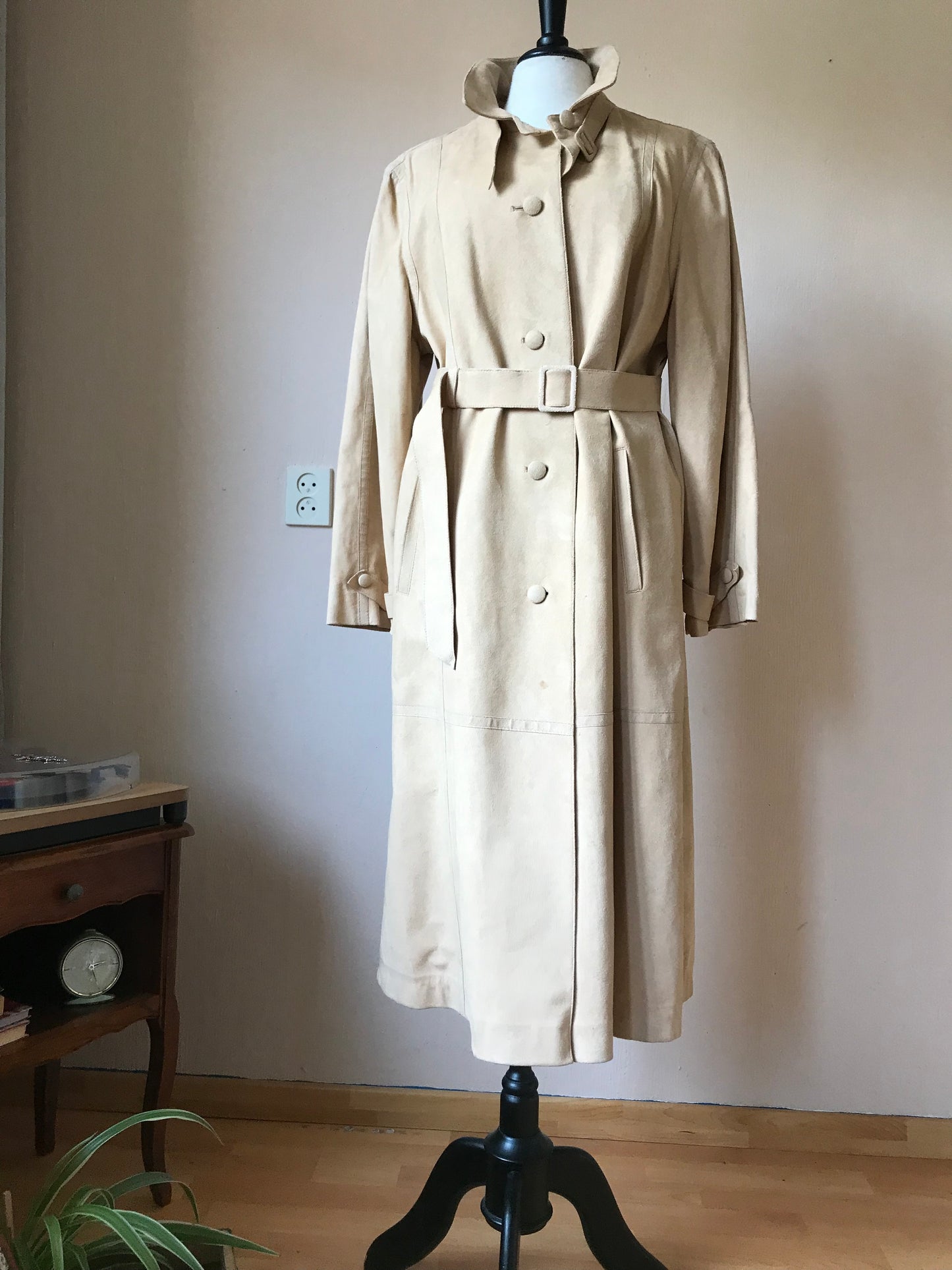 Suede look maxi vintage trenchcoat