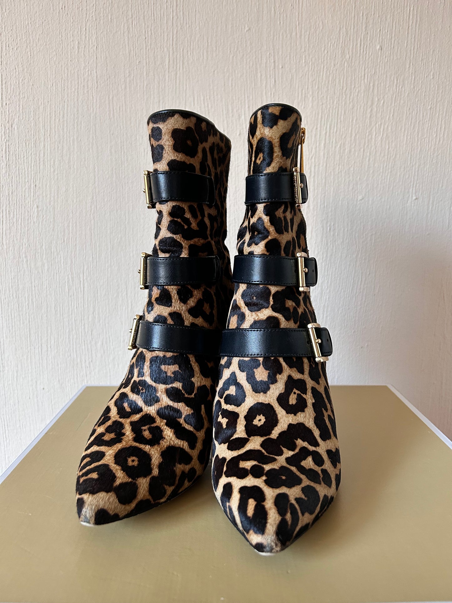 Michael Kors leopard ankle boots 37