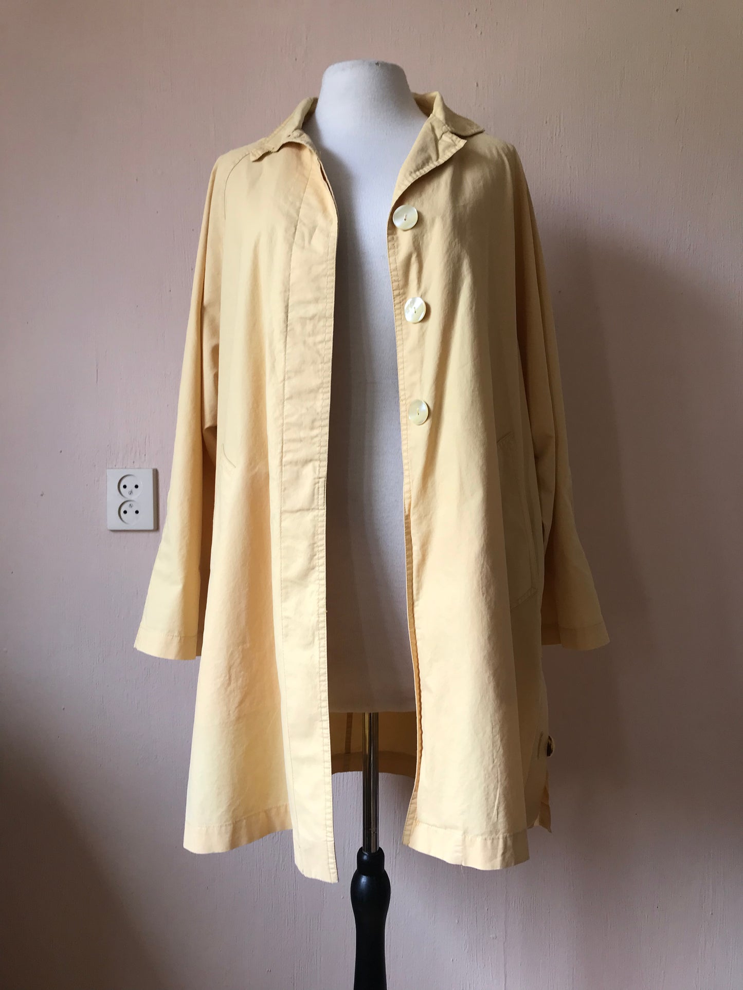 Vintage trenchcoat