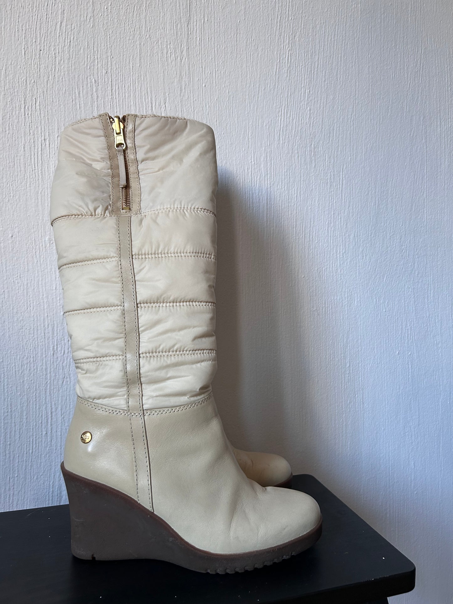 Ugg snow boots (37)