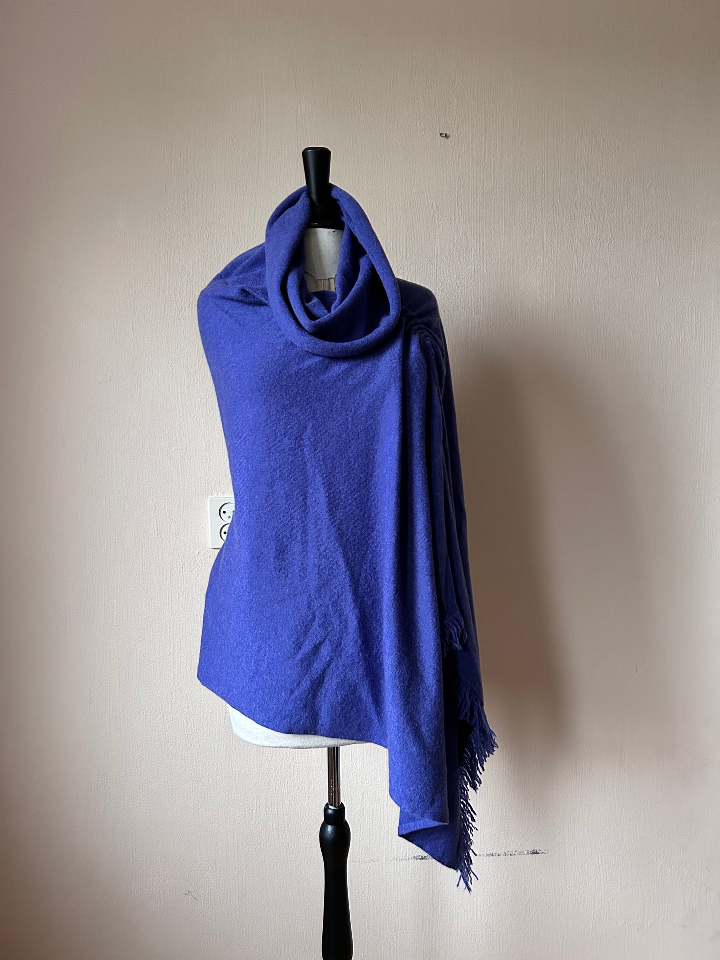 Cashmere poncho