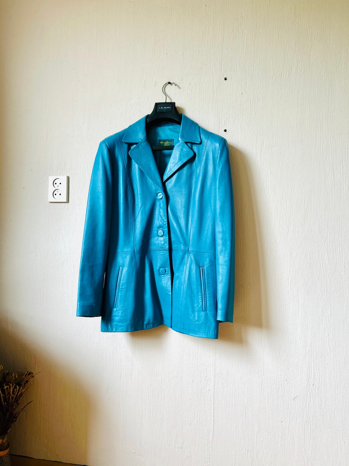 Turquoise leather jacket (XL)