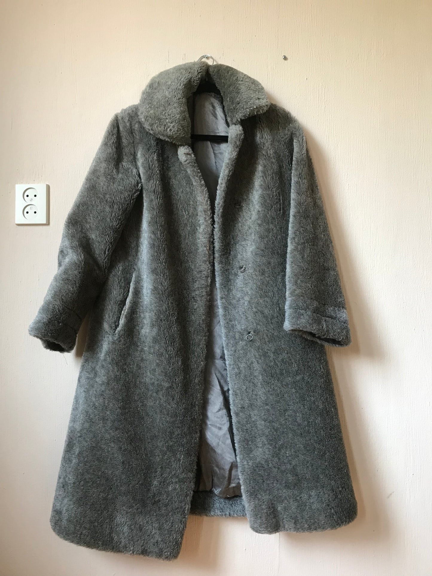 Peter Hahn lama coat