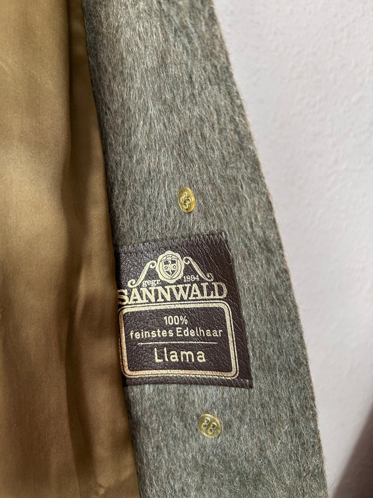 Luis Quesada Vintage 100% Llama Hair Coat by Sannwald – Sage / Olive Green L/XL