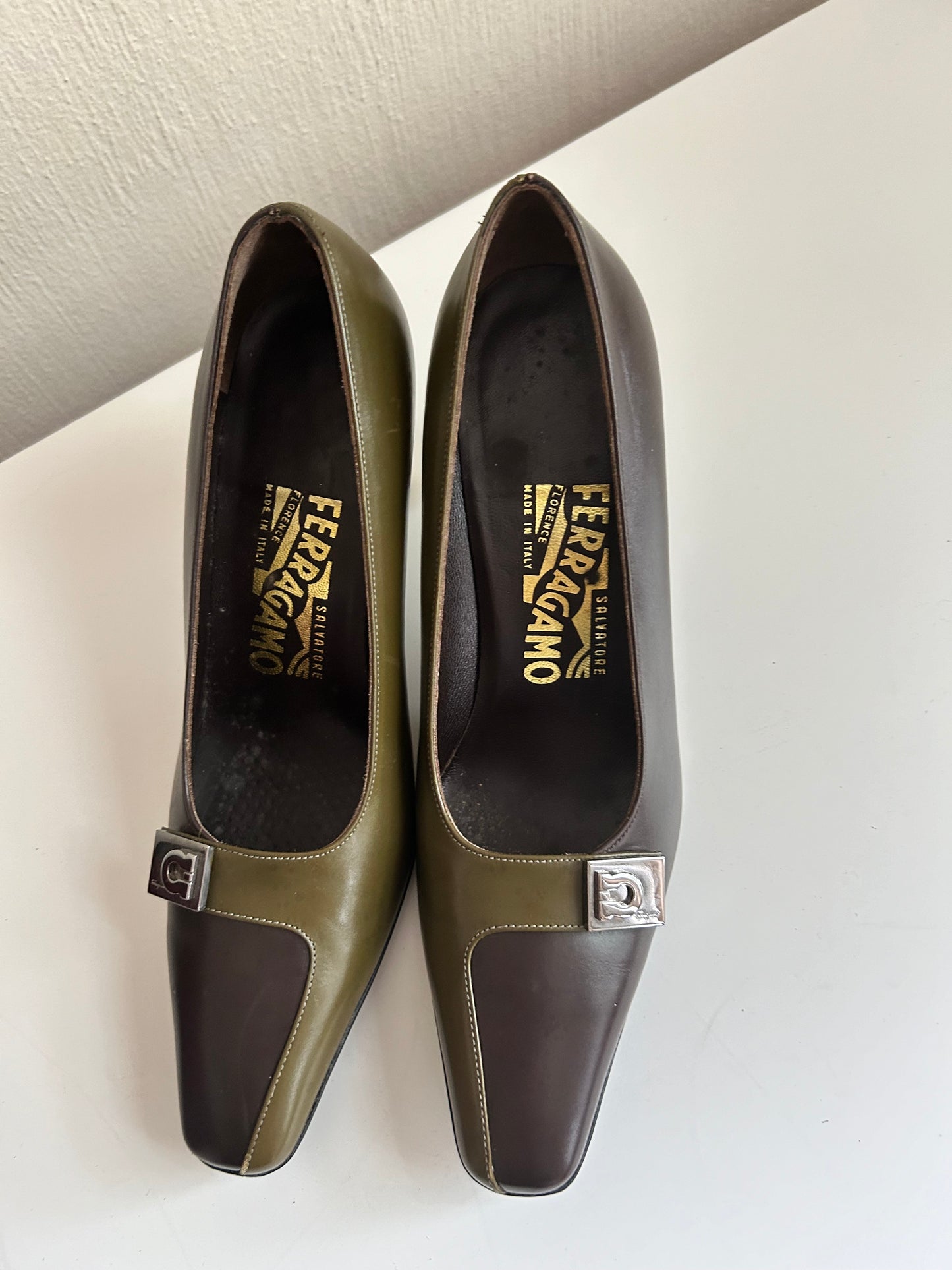 Salvatore Ferragamo low heel pumps