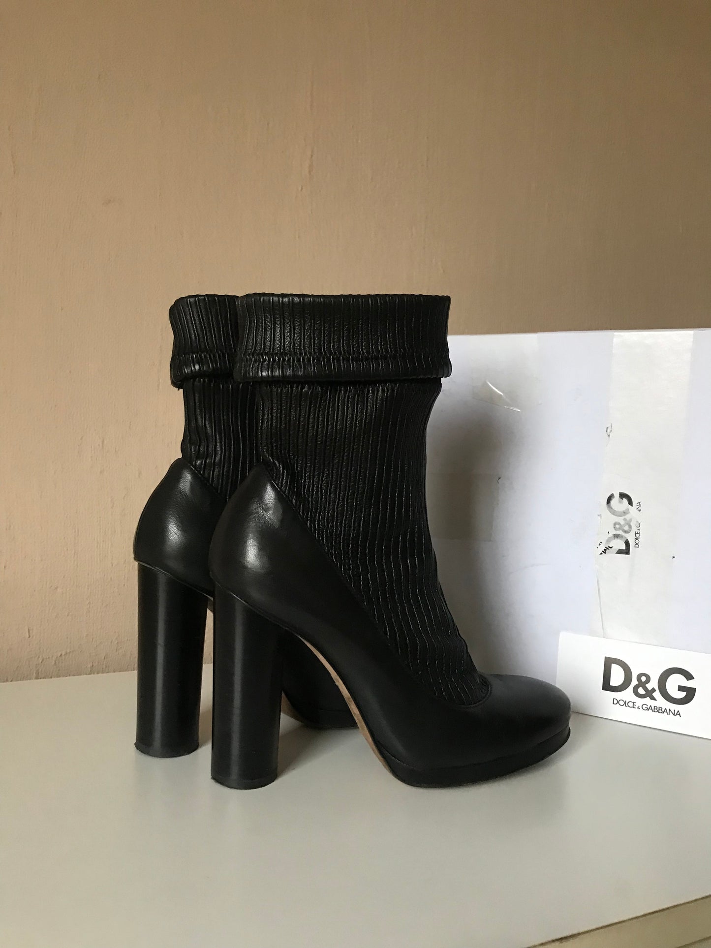 Dolce & Gabbana boots 36