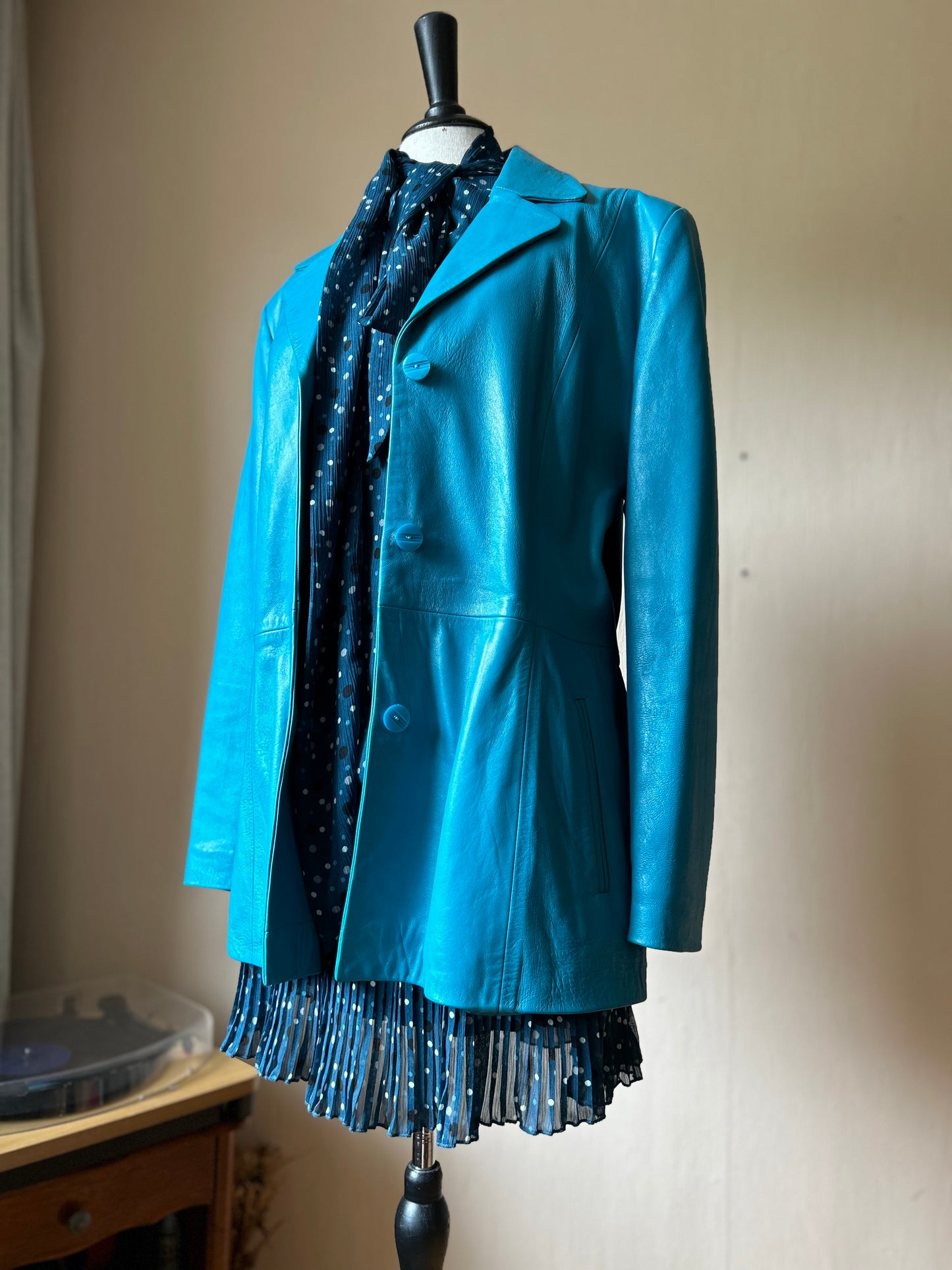 Turquoise leather jacket (XL)