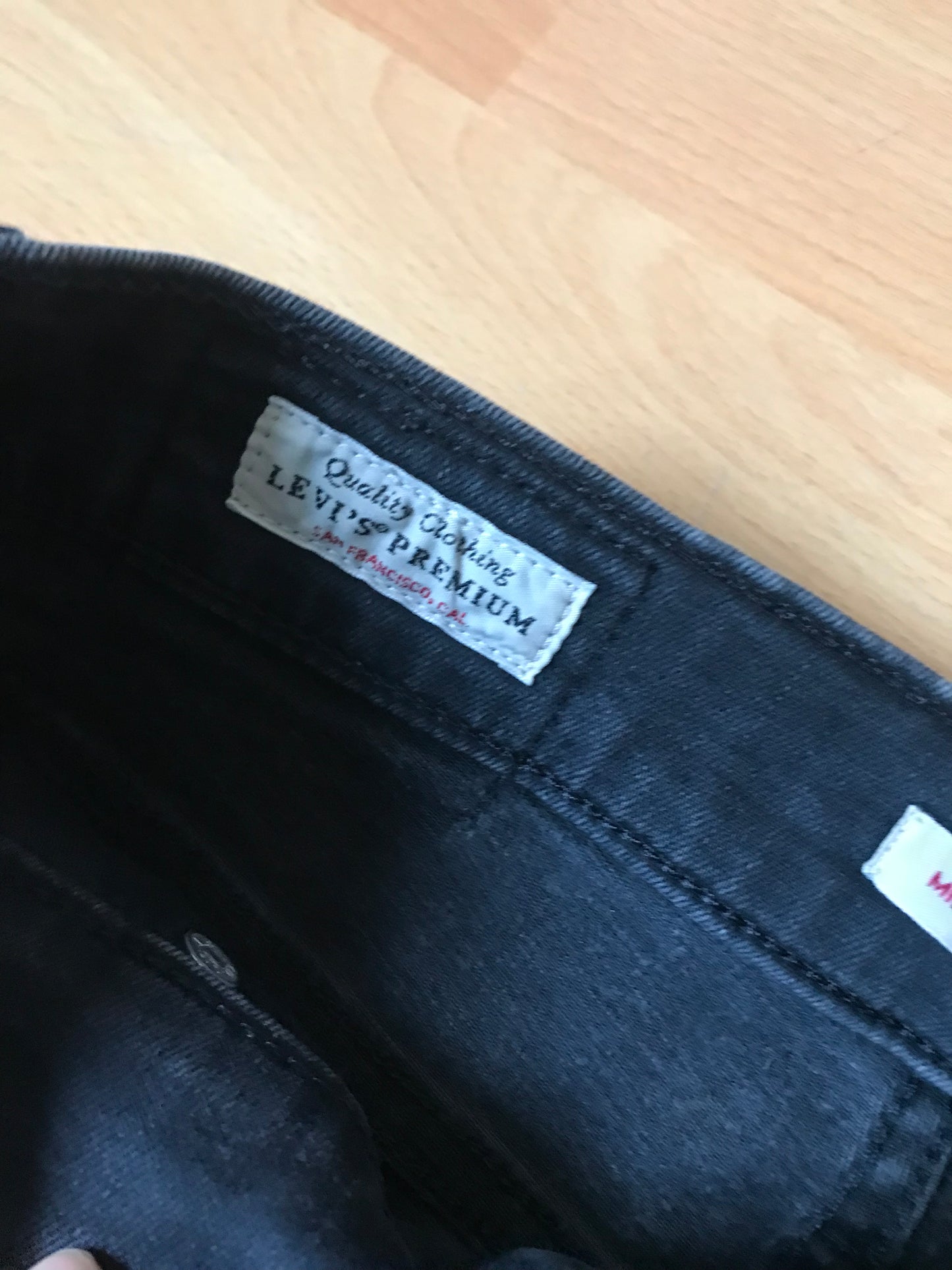 Levi’s premium 27 black