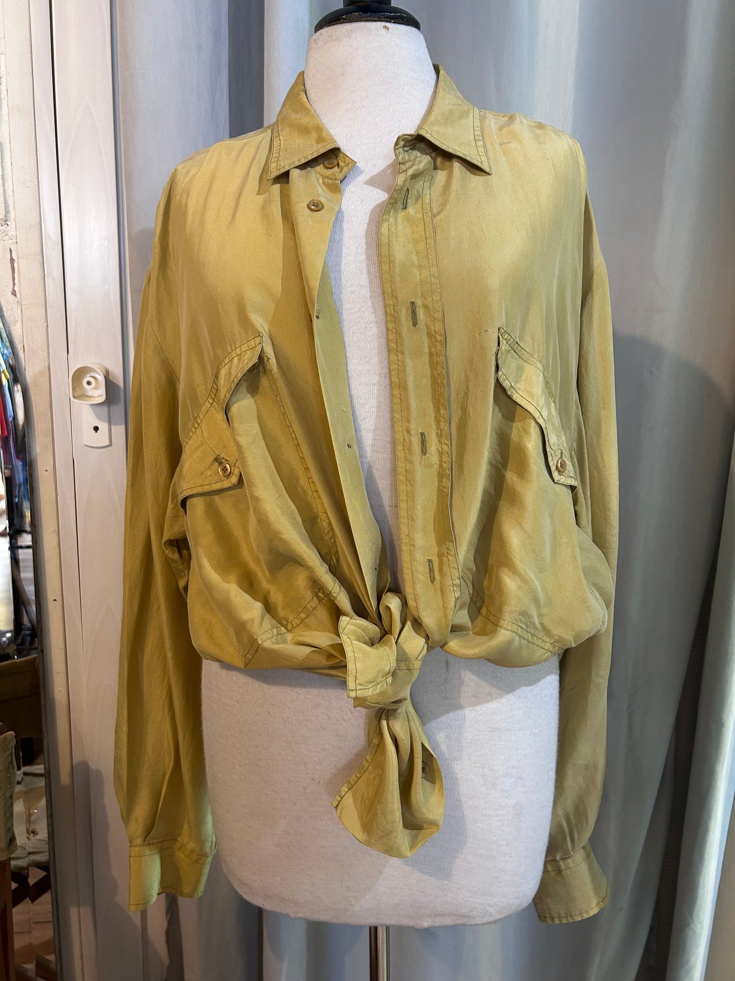 Vintage Silk Shirt L/XL