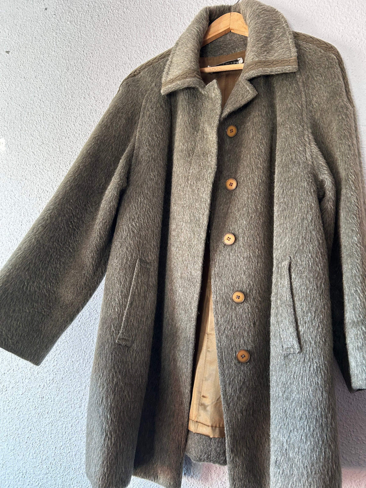 Luis Quesada Vintage 100% Llama Hair Coat by Sannwald – Sage / Olive Green L/XL