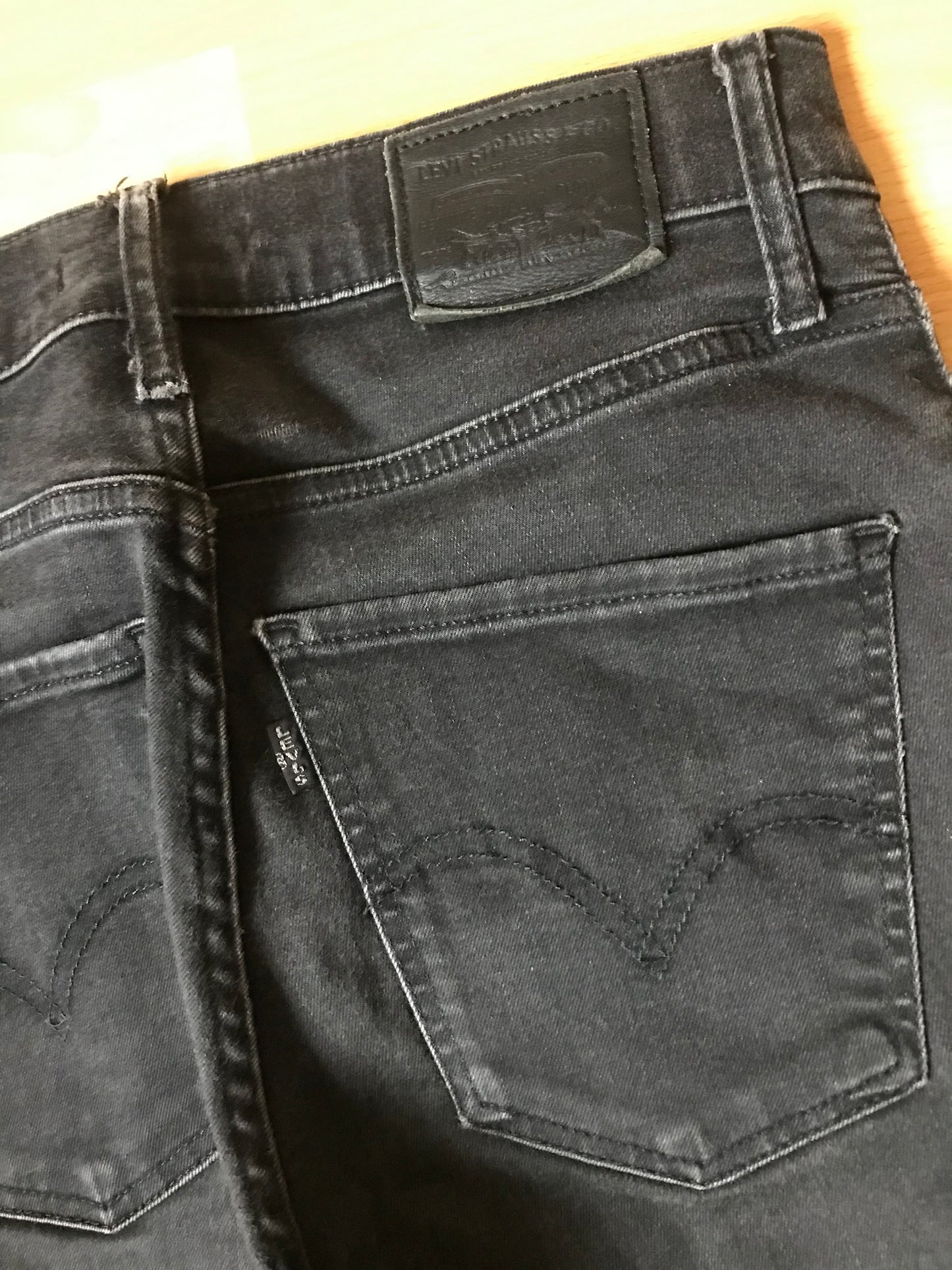 Levi’s premium 27 black