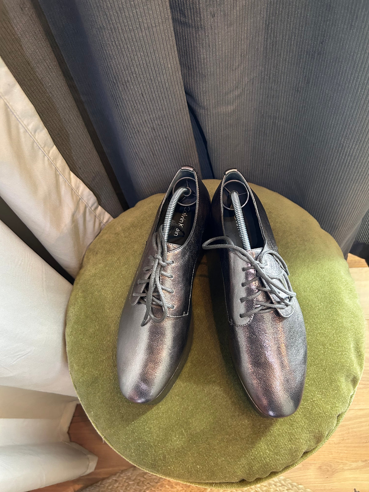 ⁠Calvin Klein Metallic Pewter / Silver Platform Oxford Derby Shoes⁠ 39