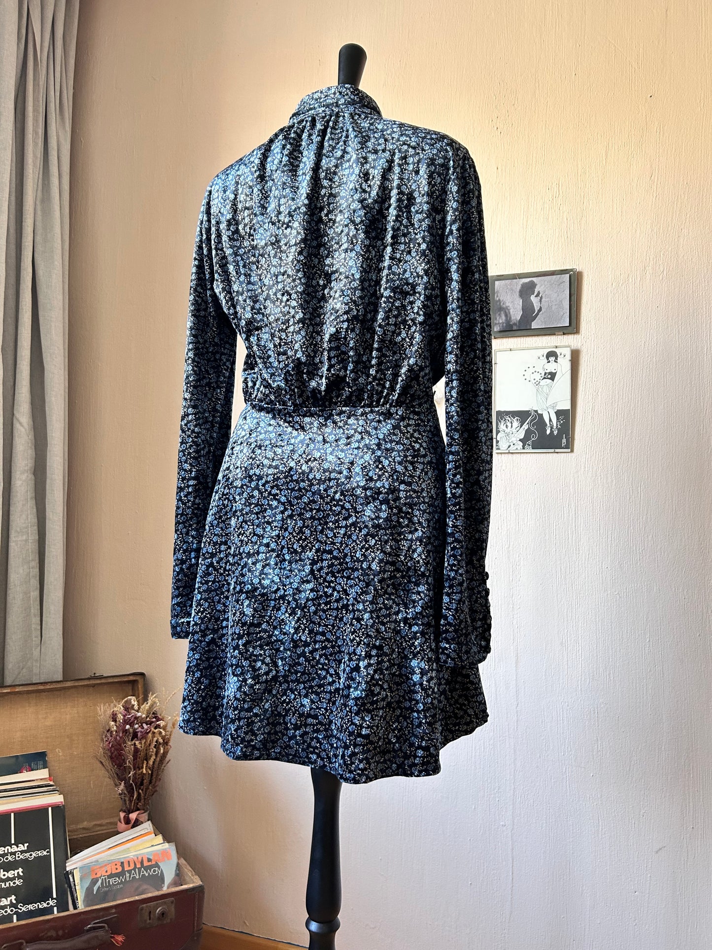 Vintage velvet feel dress