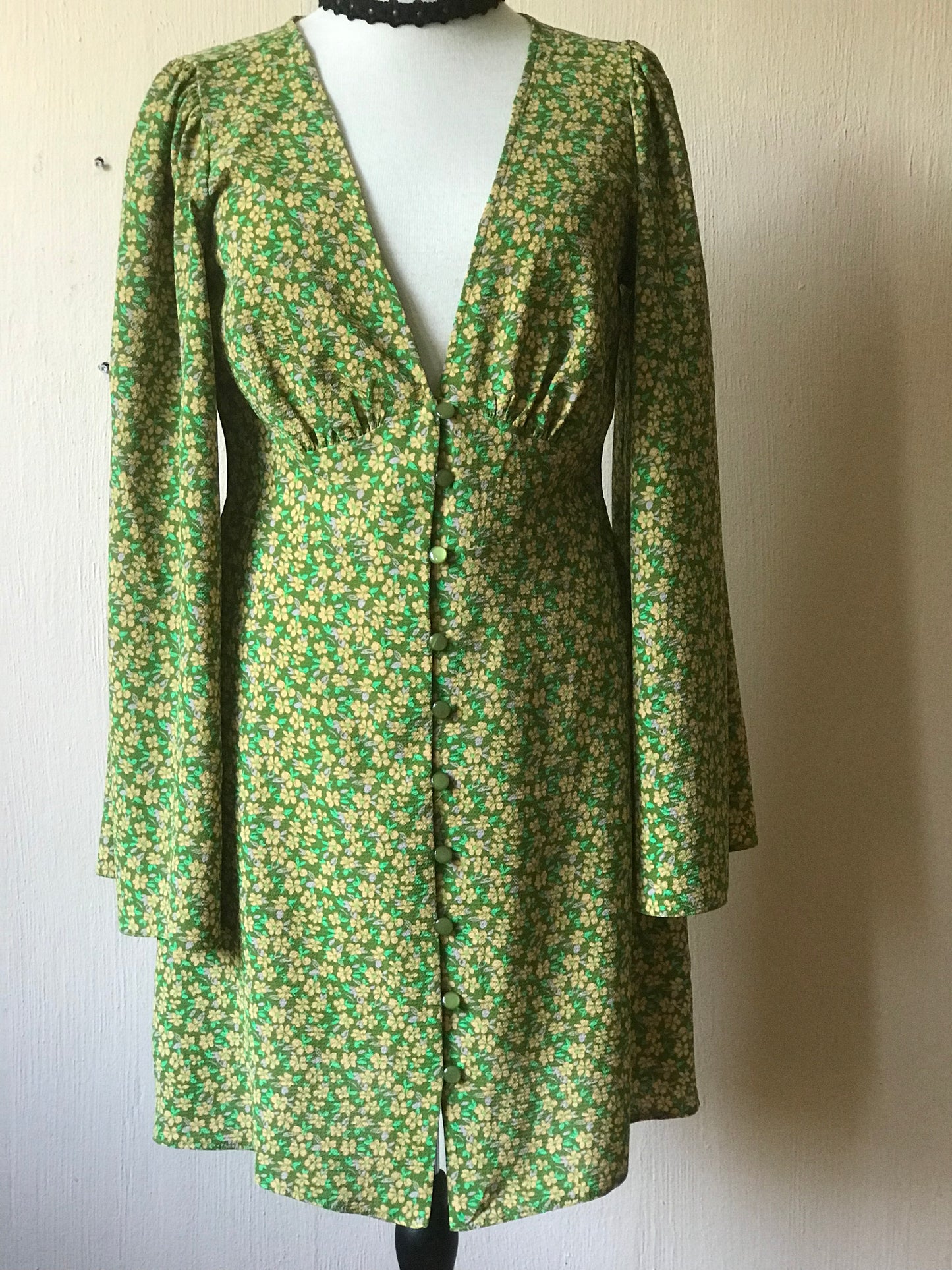 70s flared sleeve dress