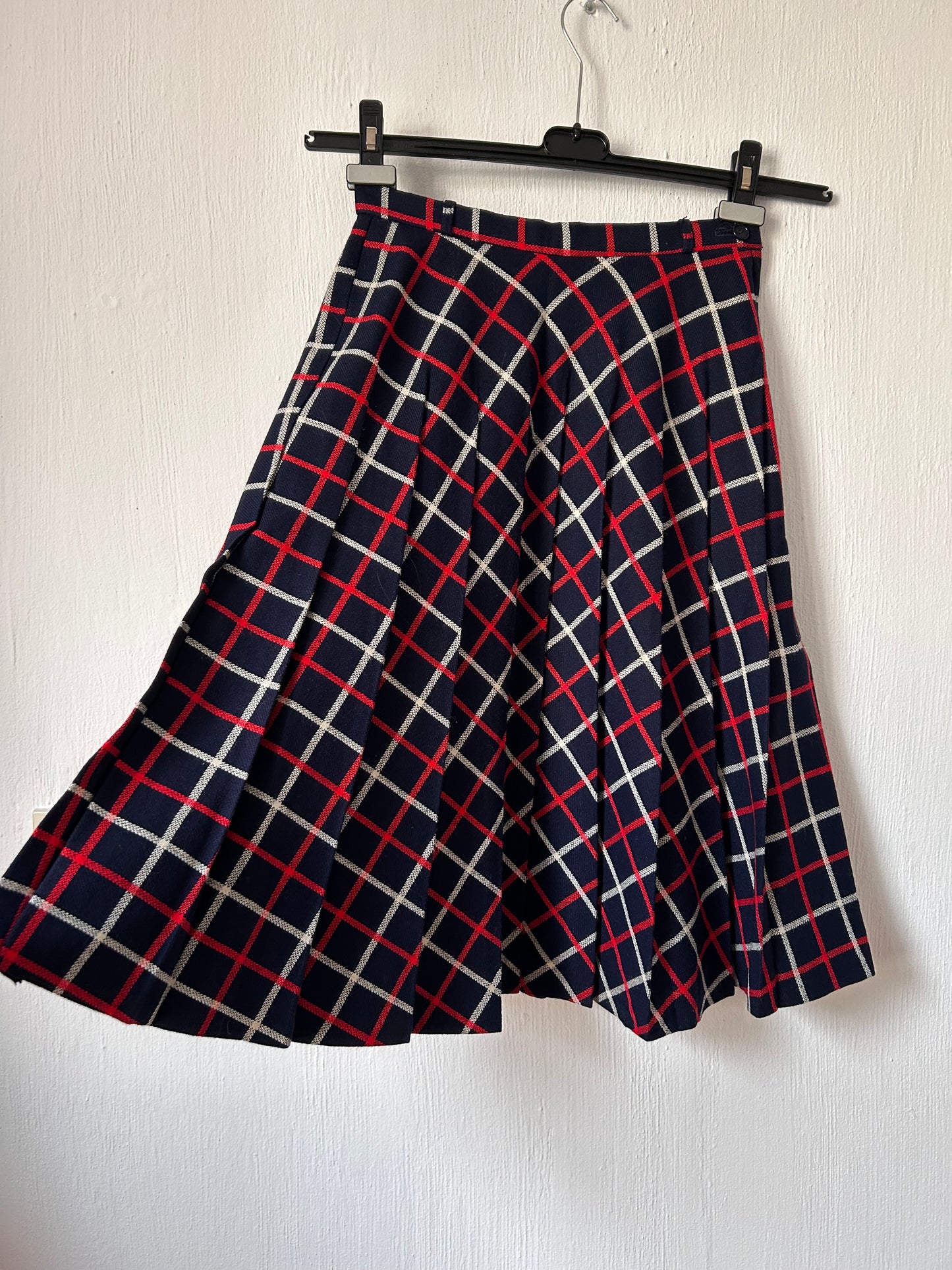 Vintage pleated skirt