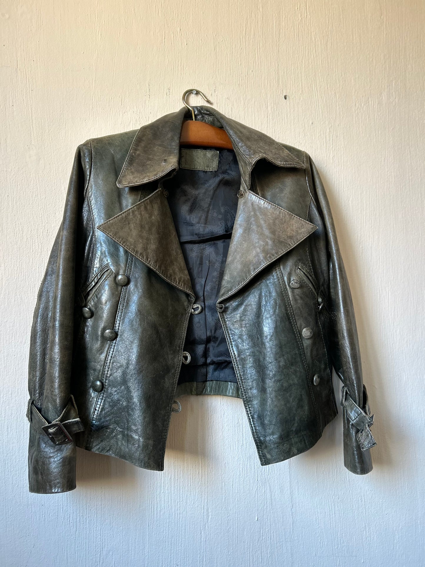 Vintage leather biker jack 42