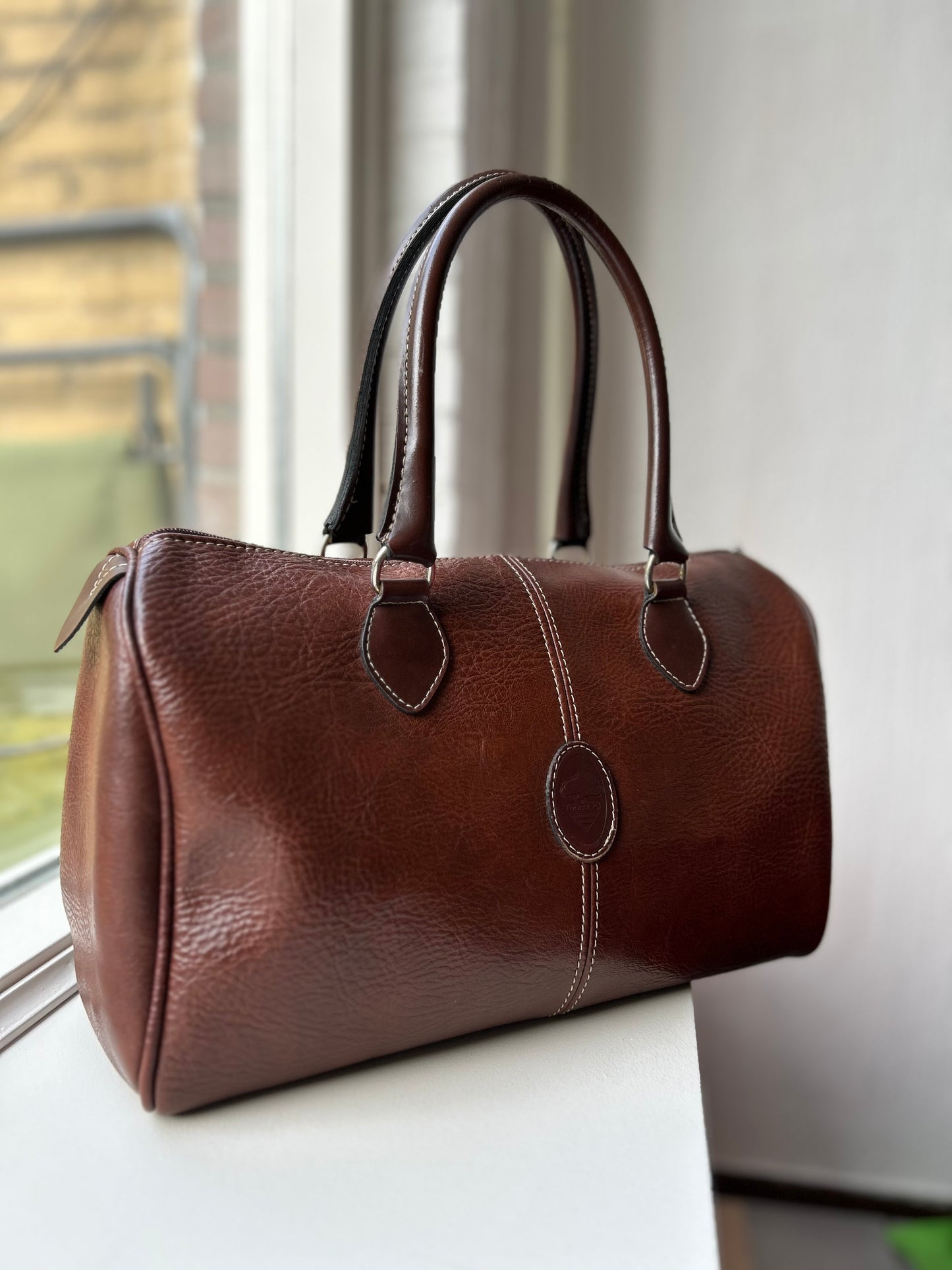 Vintage leather handbag