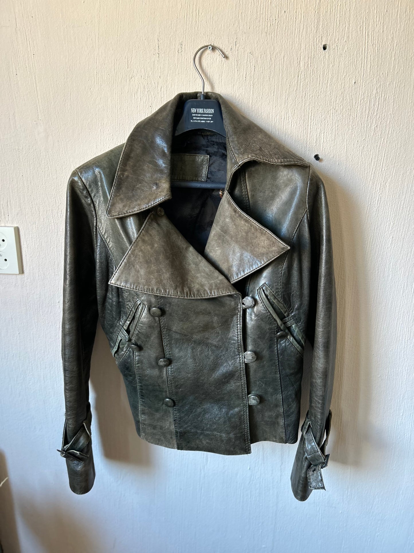 Vintage leather biker jack 42