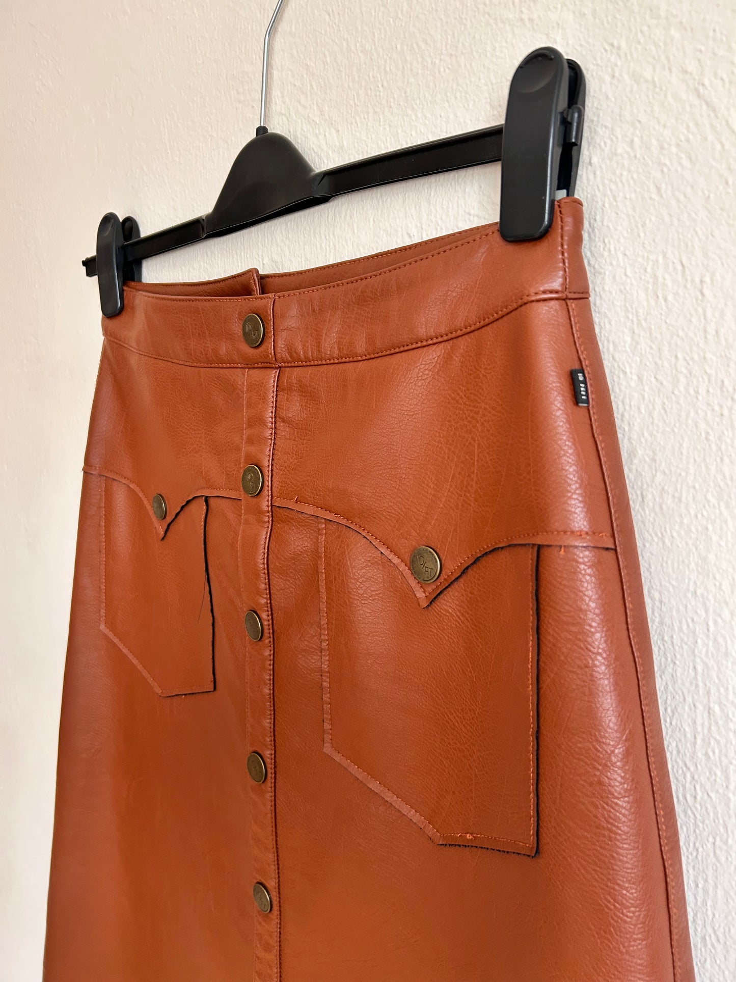 Faux leather skirt M