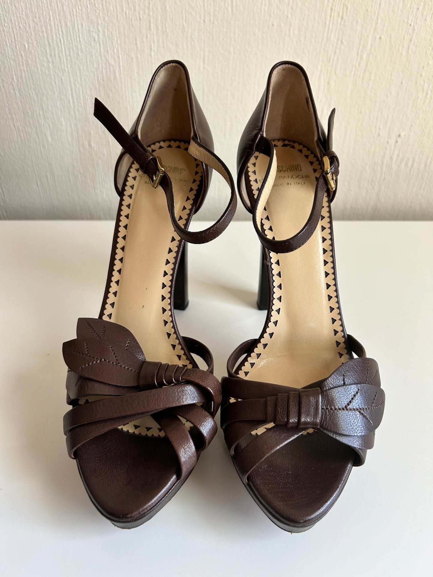 Moschino leather sandals