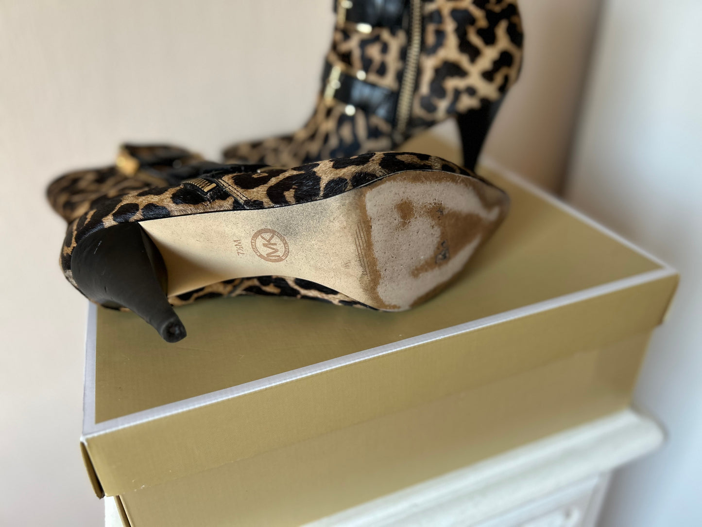 Michael Kors leopard ankle boots 37