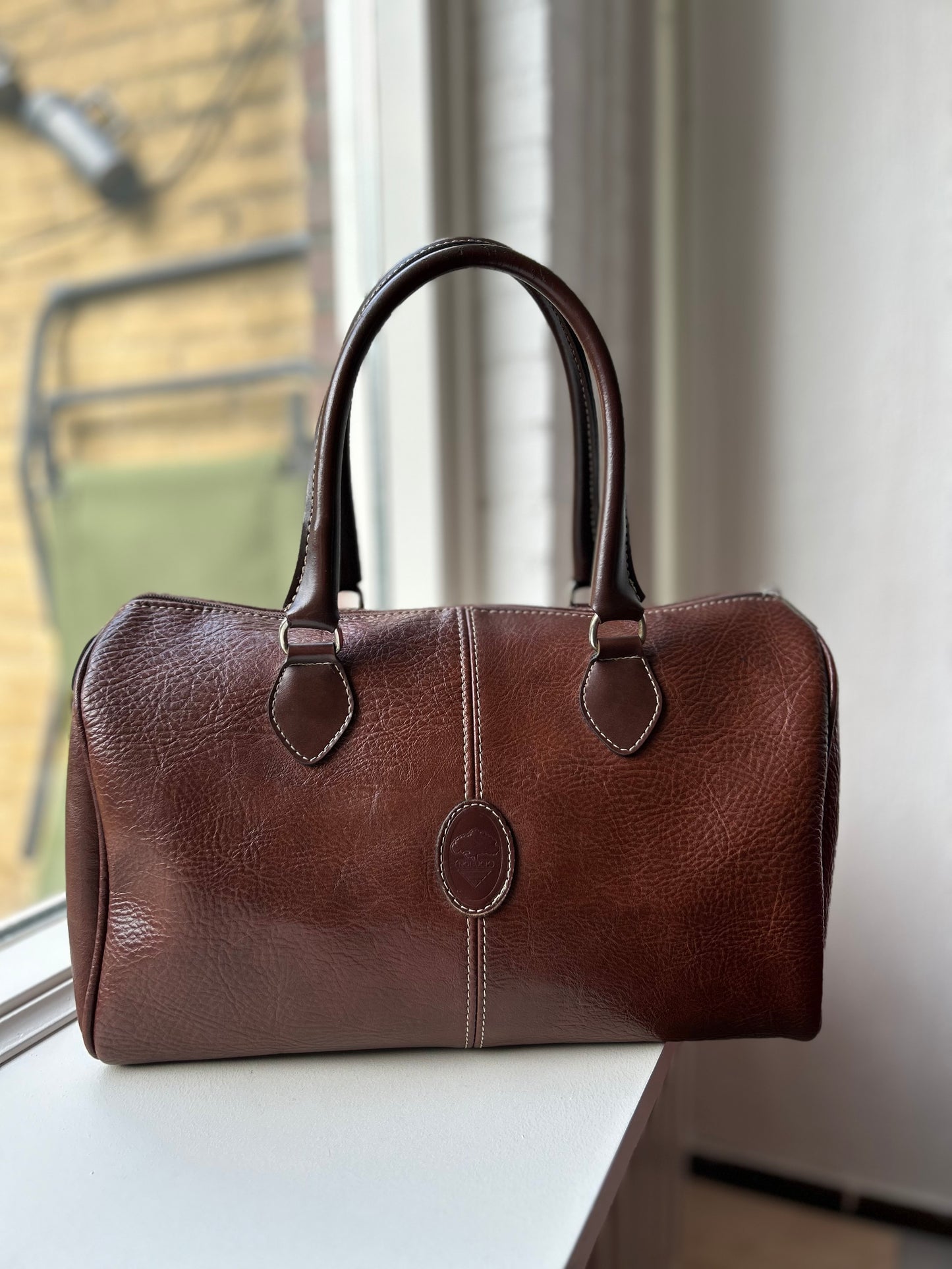 Vintage leather handbag