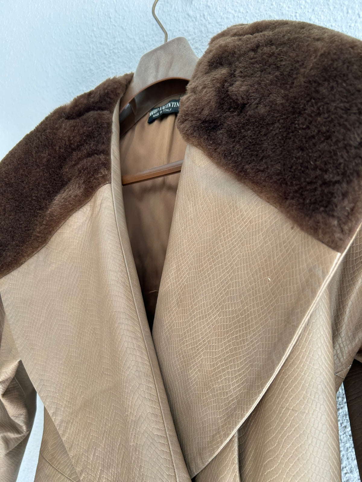 Mario Valentino leather jacket ( L)
