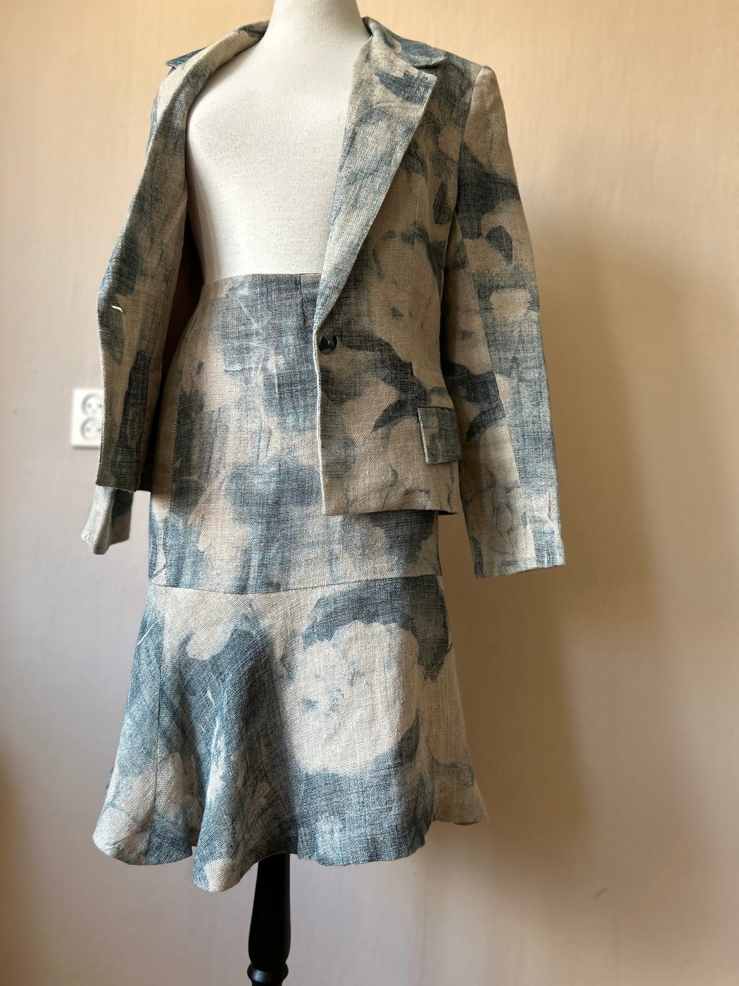 Charo Azcona linen skirt suit