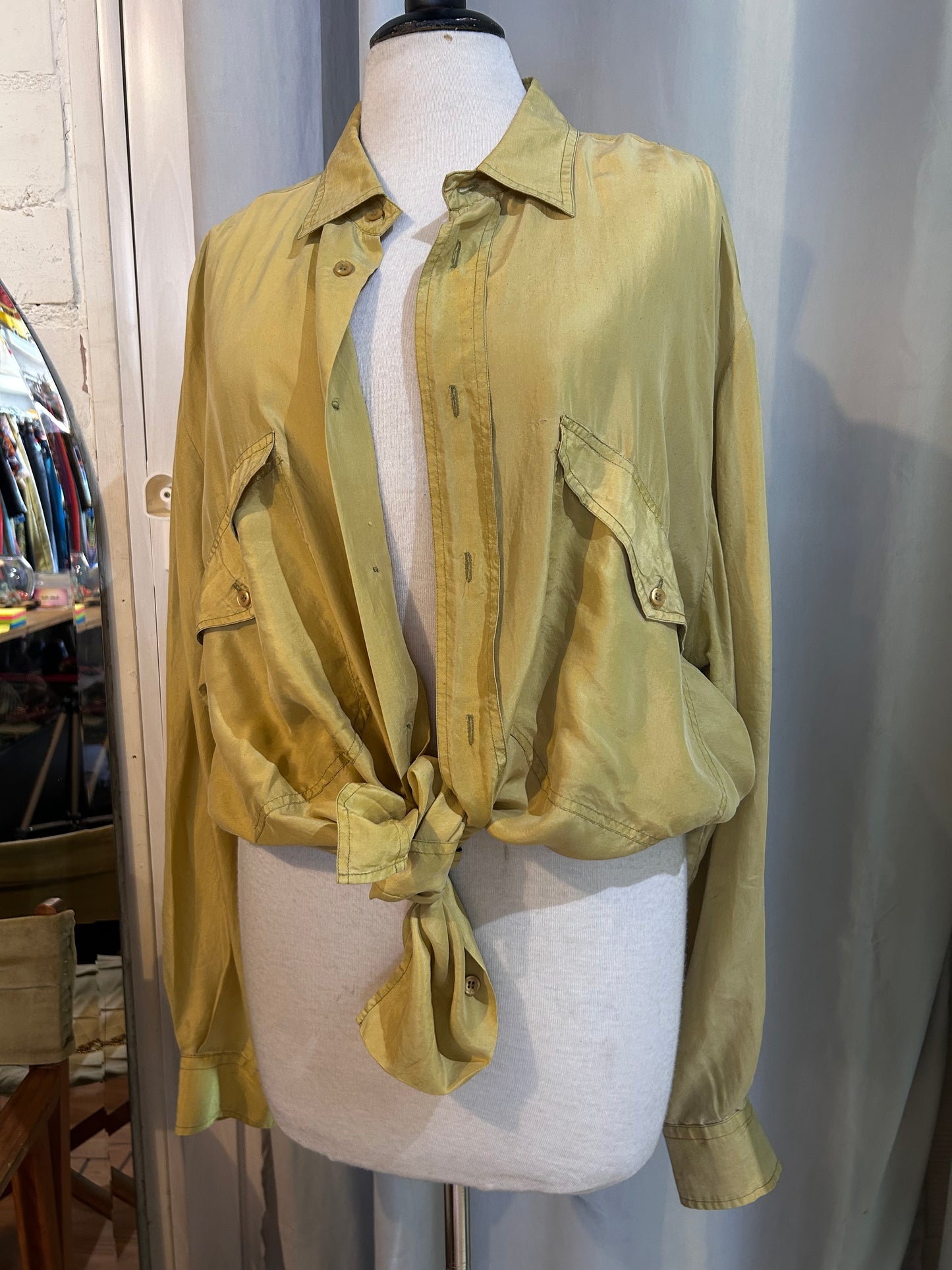 Vintage Silk Shirt L/XL