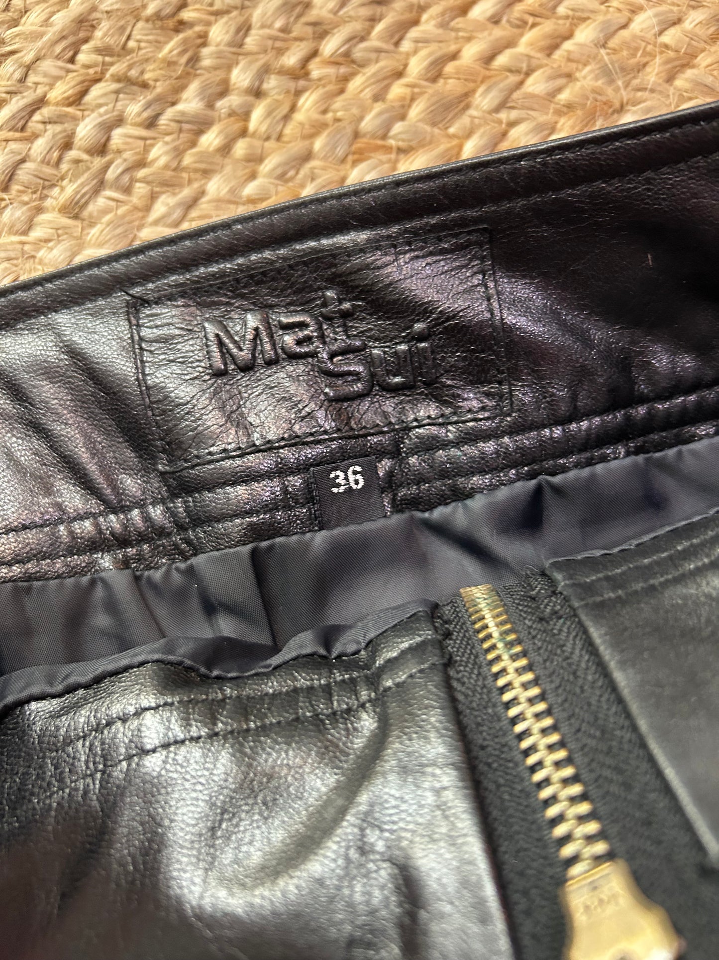 Mat Sui leather skirt