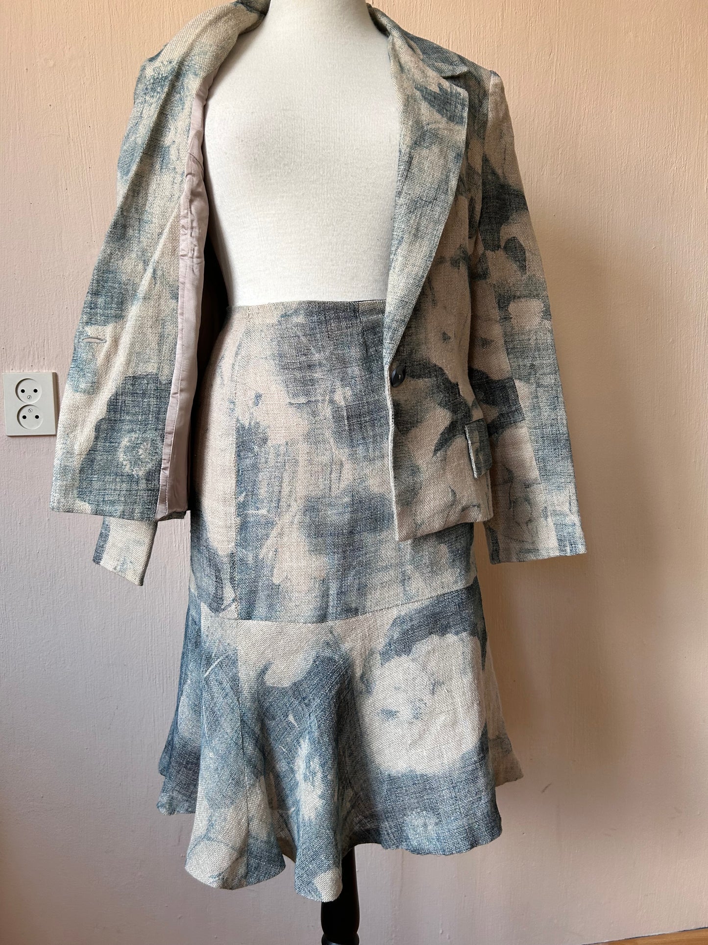 Charo Azcona linen skirt suit