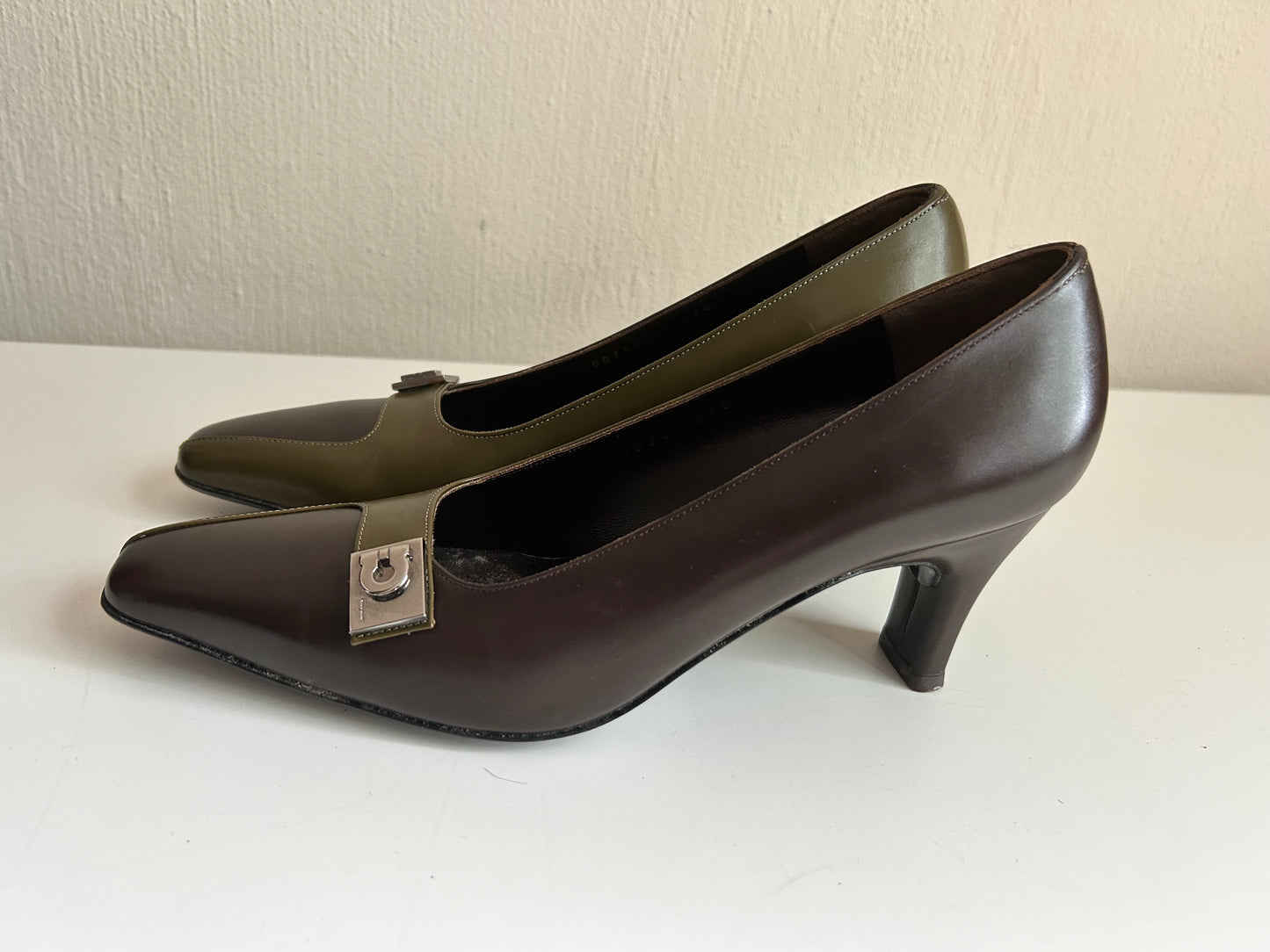 Salvatore Ferragamo low heel pumps