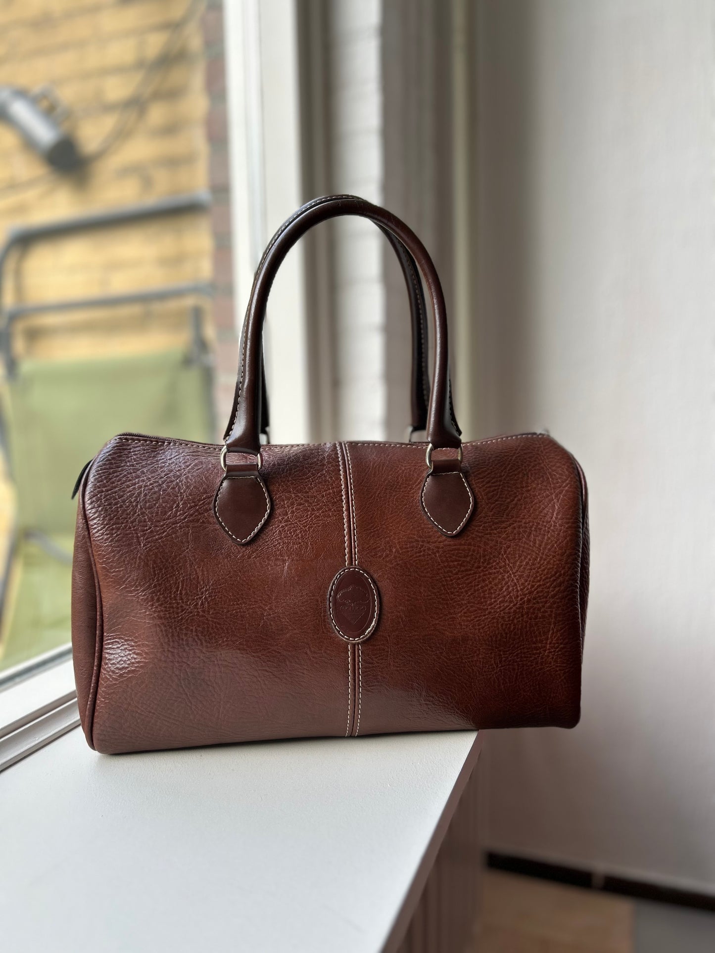 Vintage leather handbag