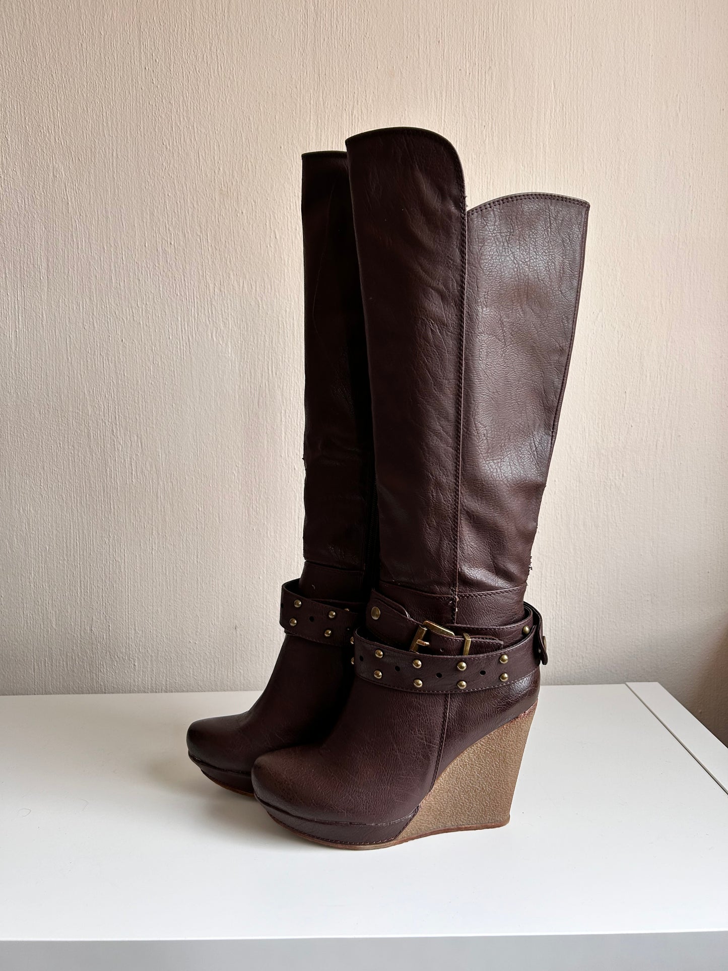 Vintage platform knee boots