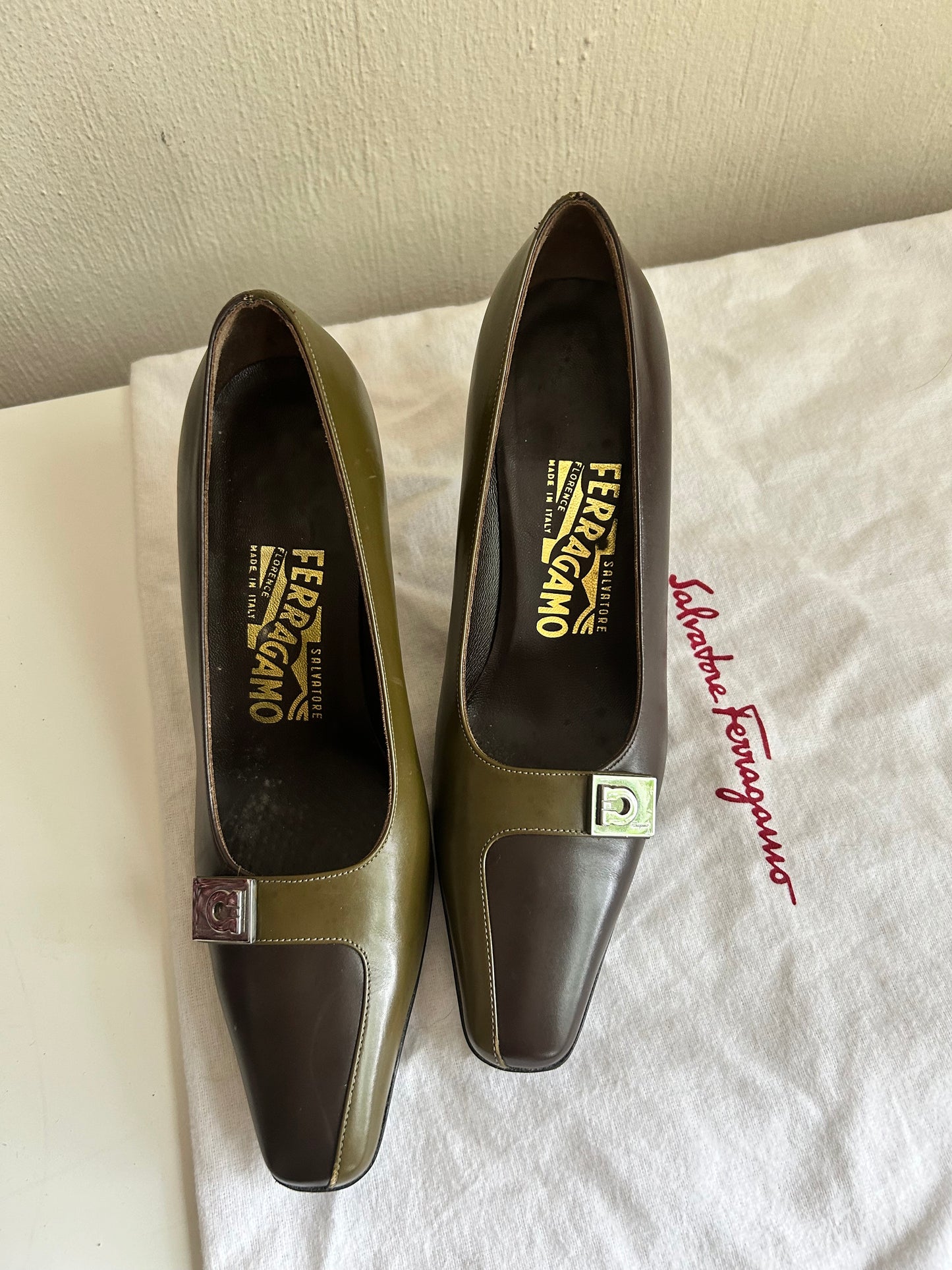 Salvatore Ferragamo low heel pumps