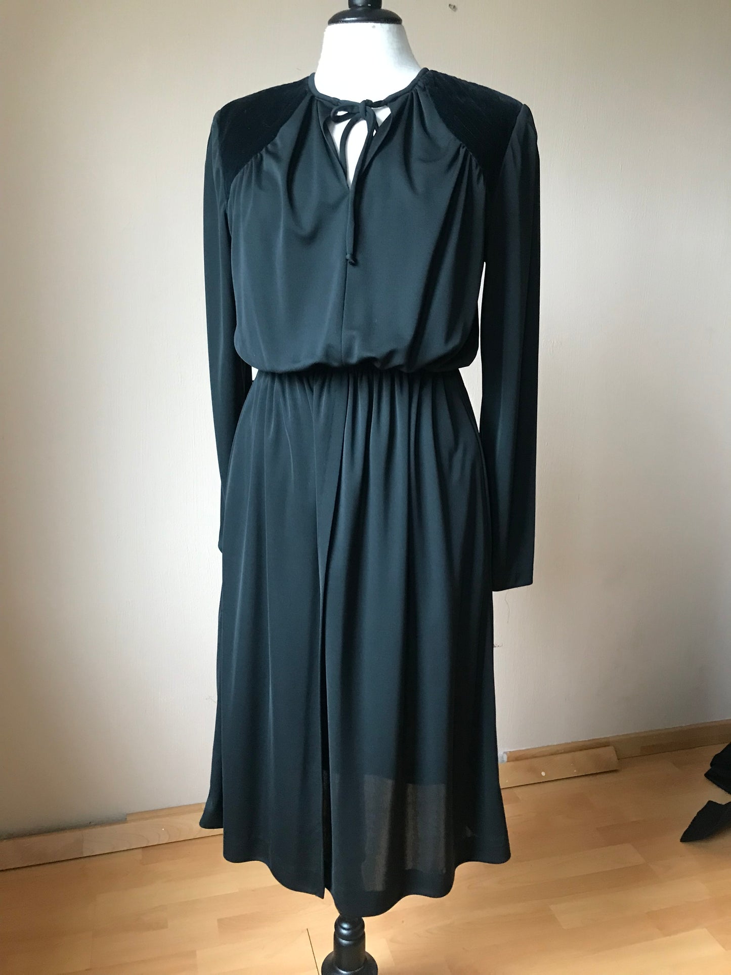 Nini Capucci vintage dress