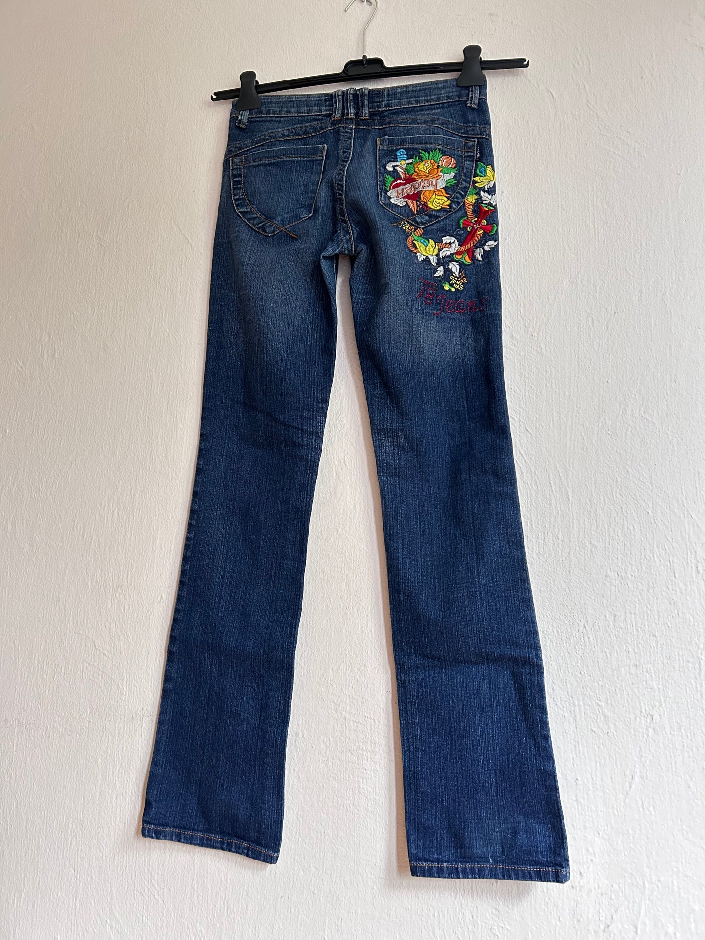 Vintage embroidered jeans