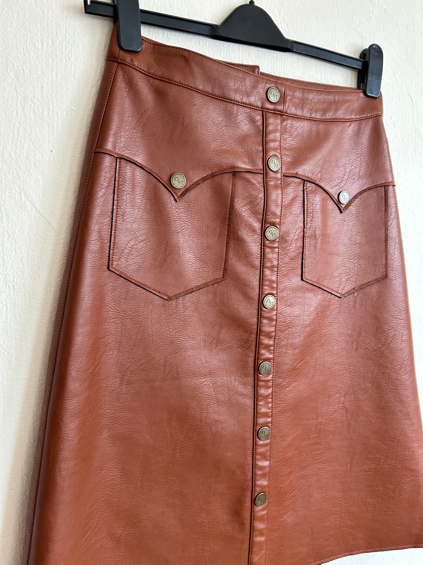 Faux leather skirt M