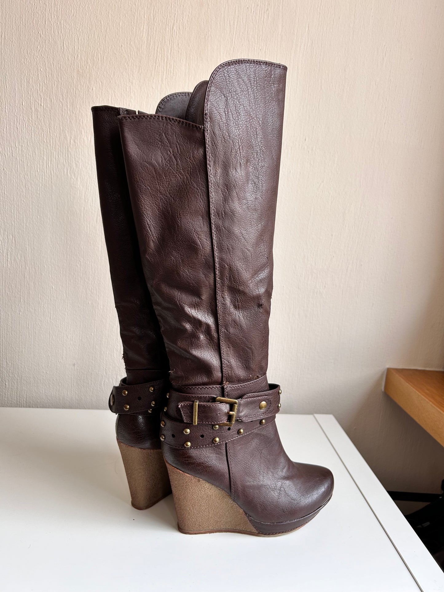 Vintage platform knee boots