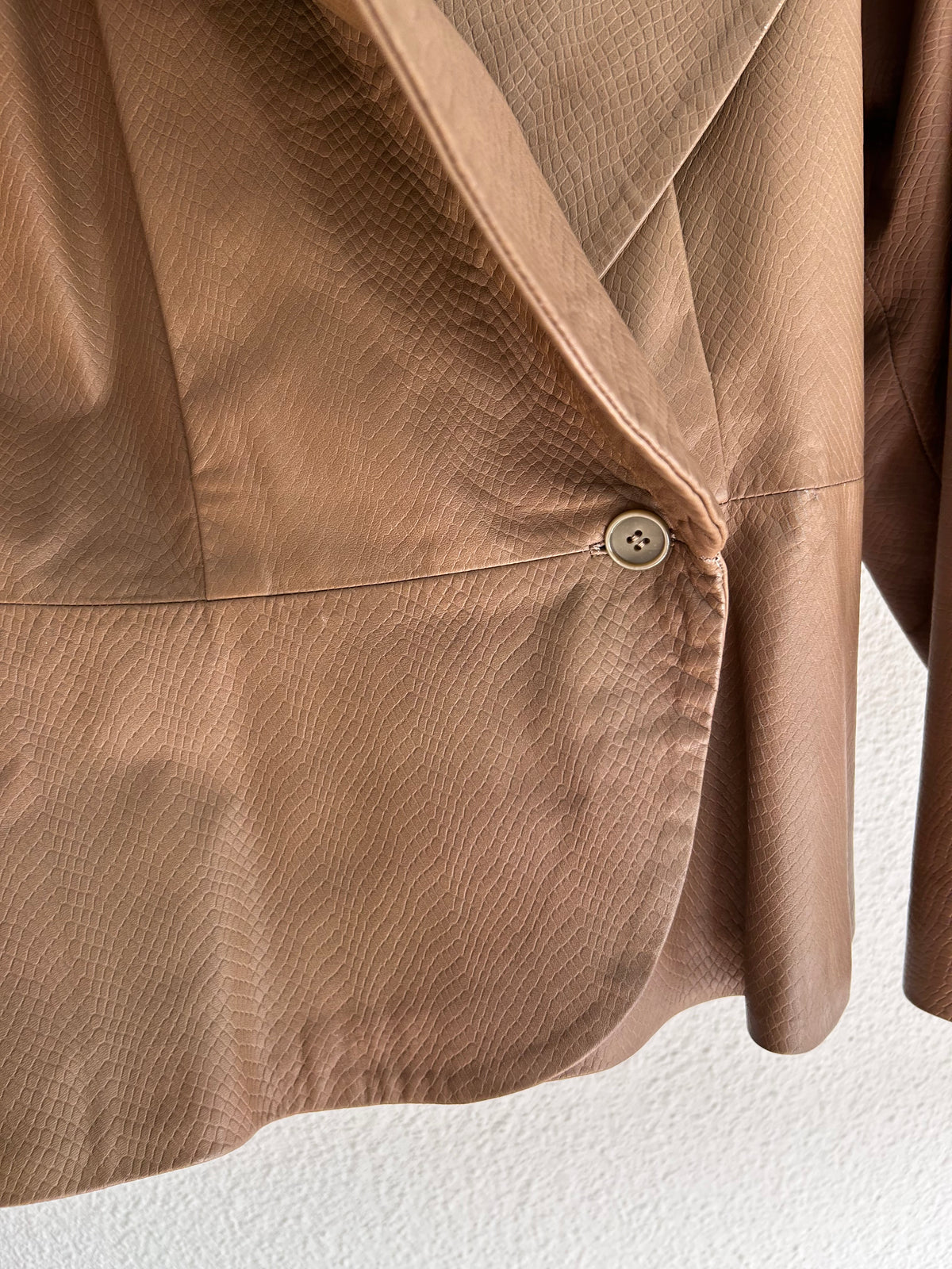 Mario Valentino leather jacket ( L)