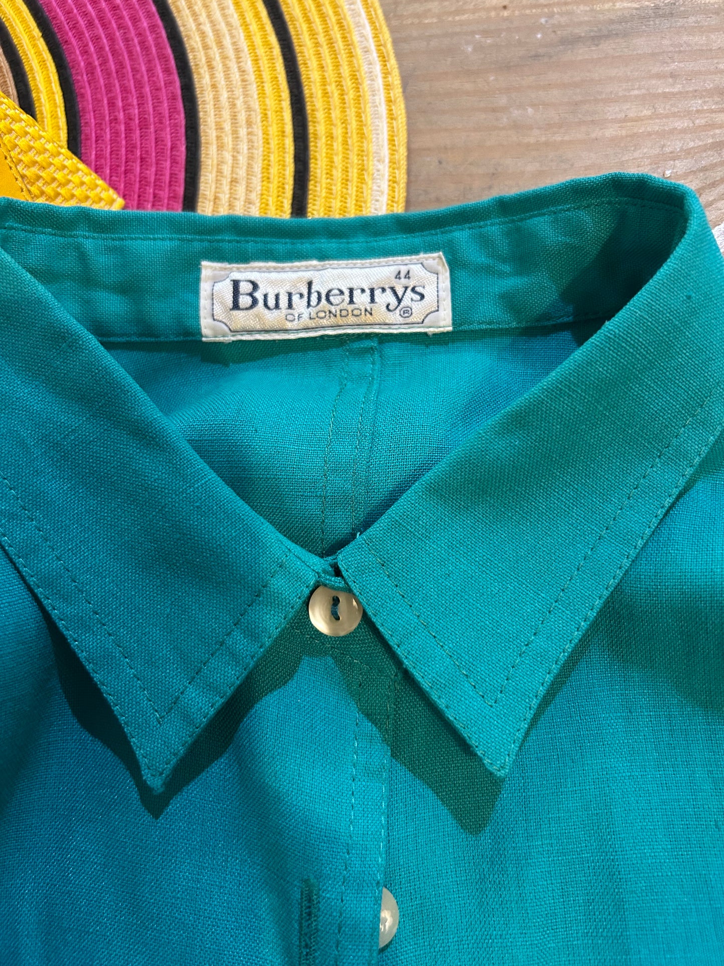 Burberrys linen top