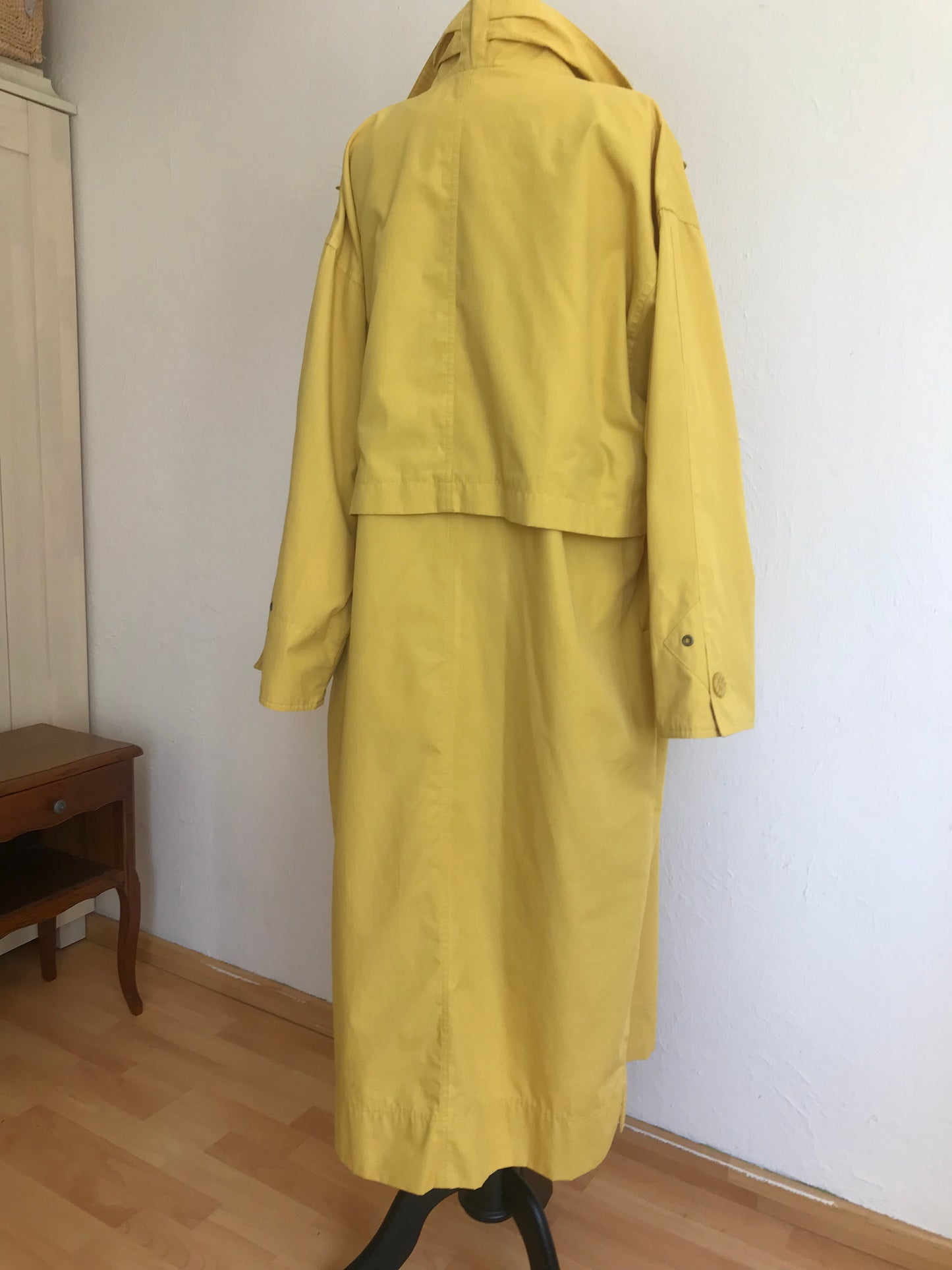 90s maxi trenchcoat