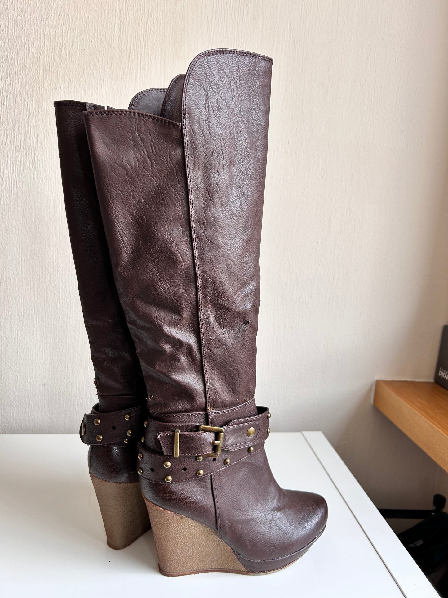 Vintage platform knee boots