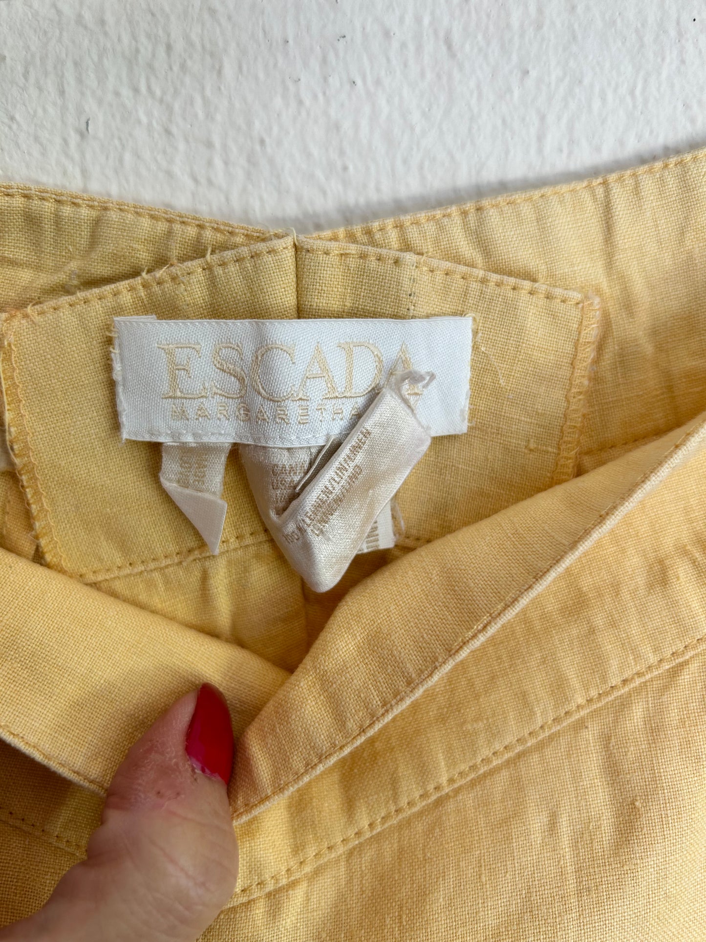 Escada vintage skorts