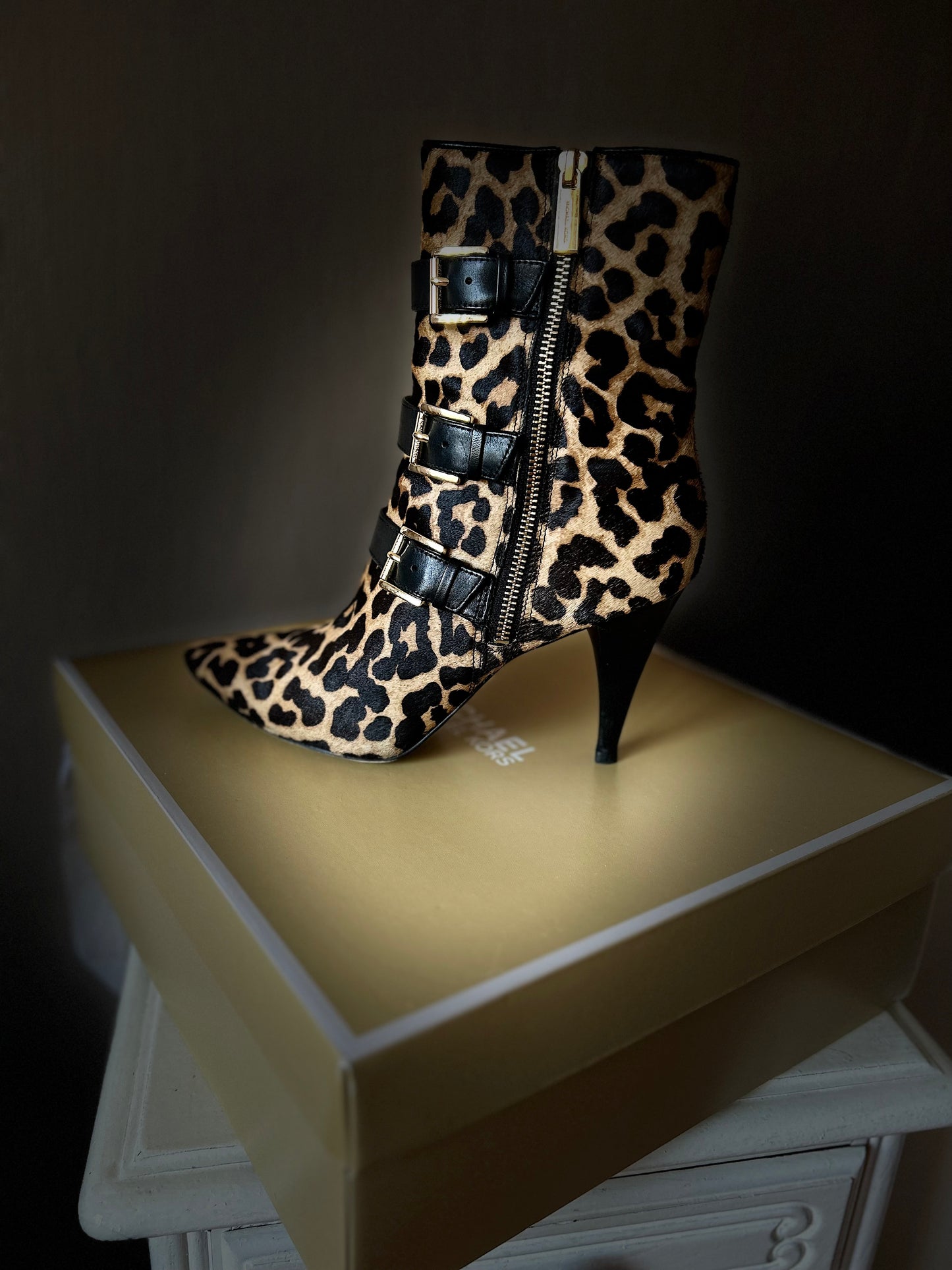 Michael Kors leopard ankle boots 37