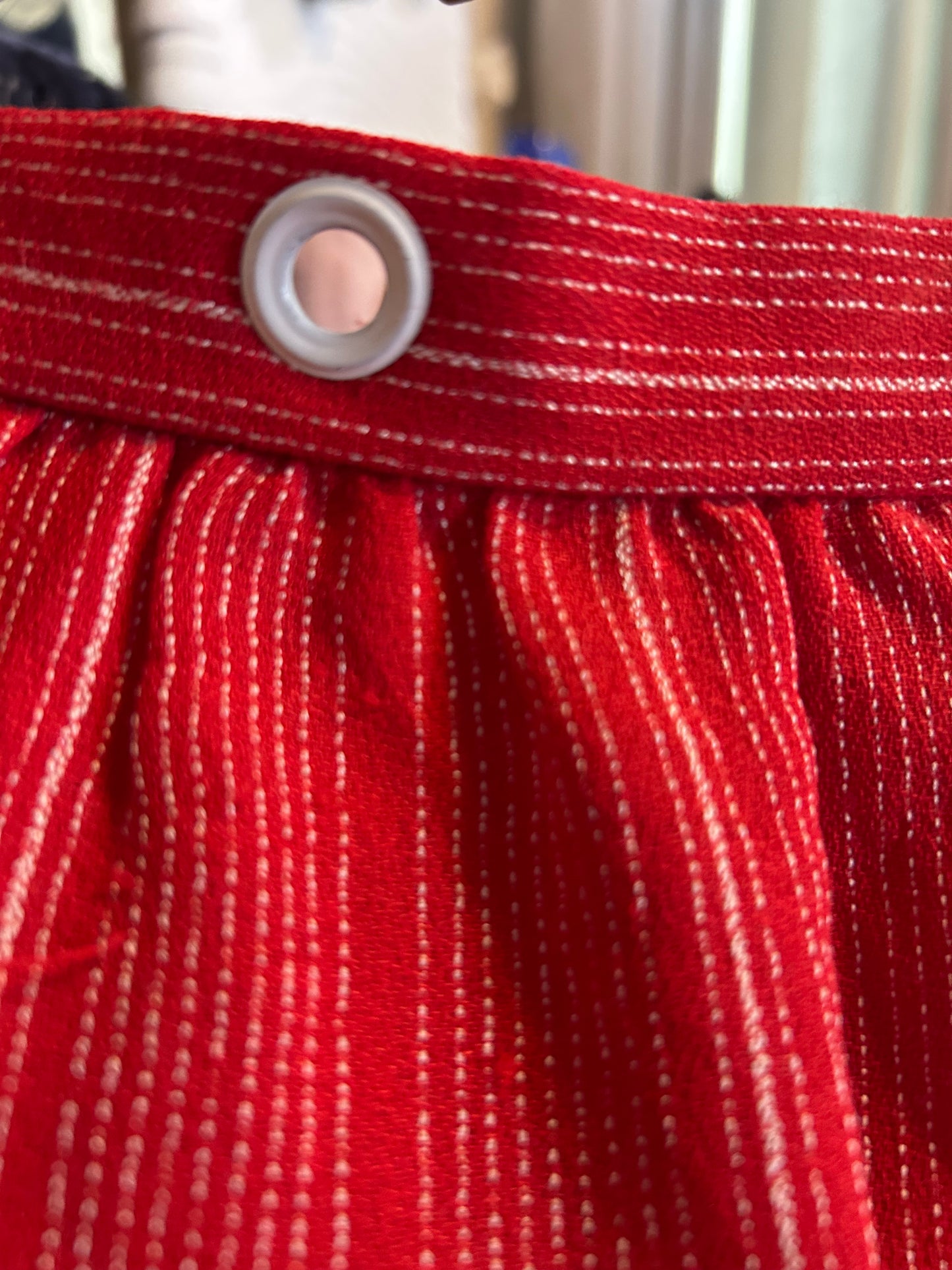High waist pencil skirt