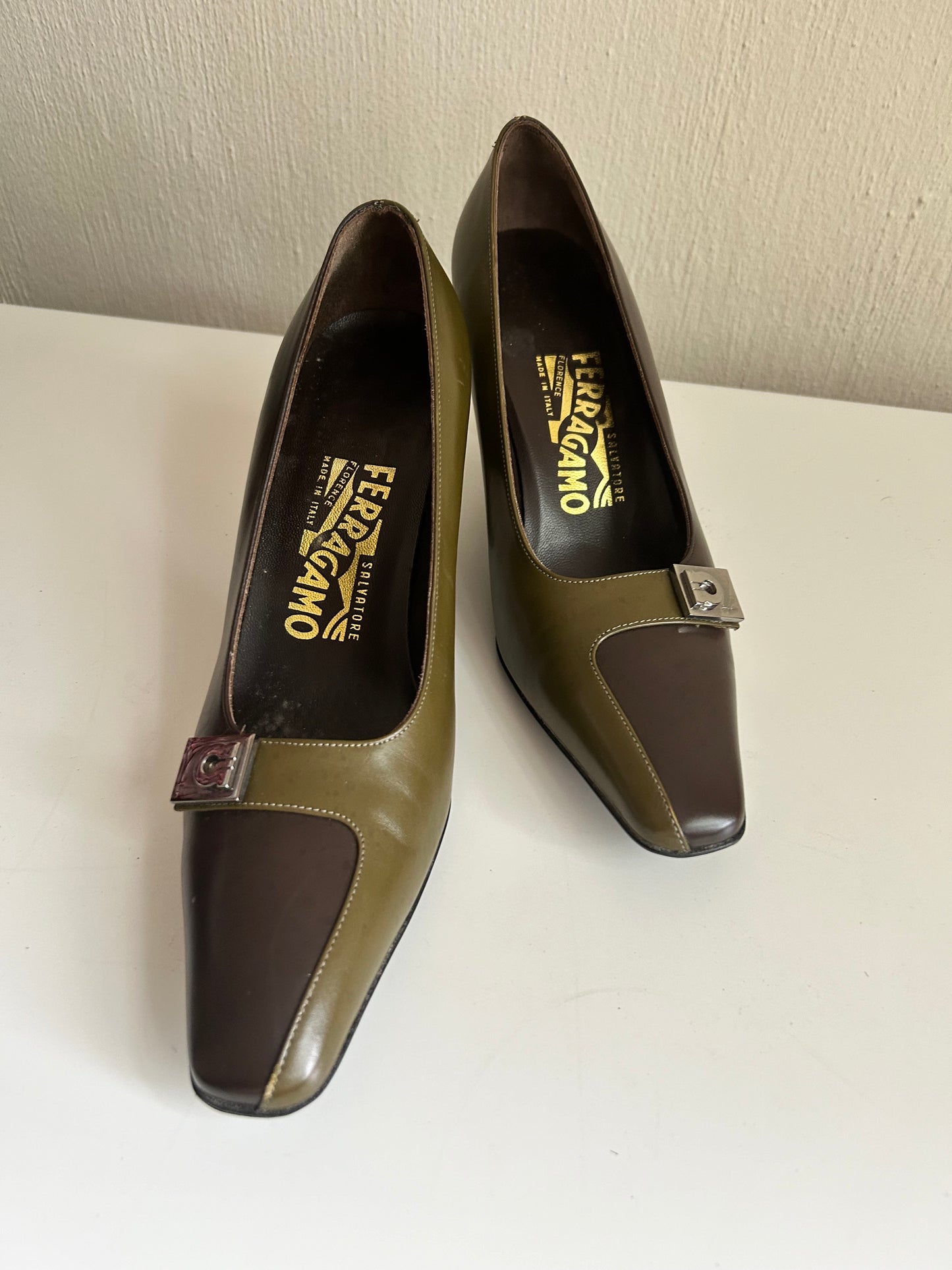 Salvatore Ferragamo low heel pumps