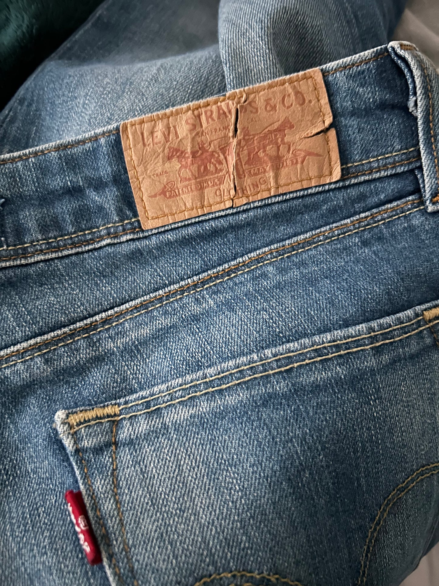 Levi’s 416 slim bootcut