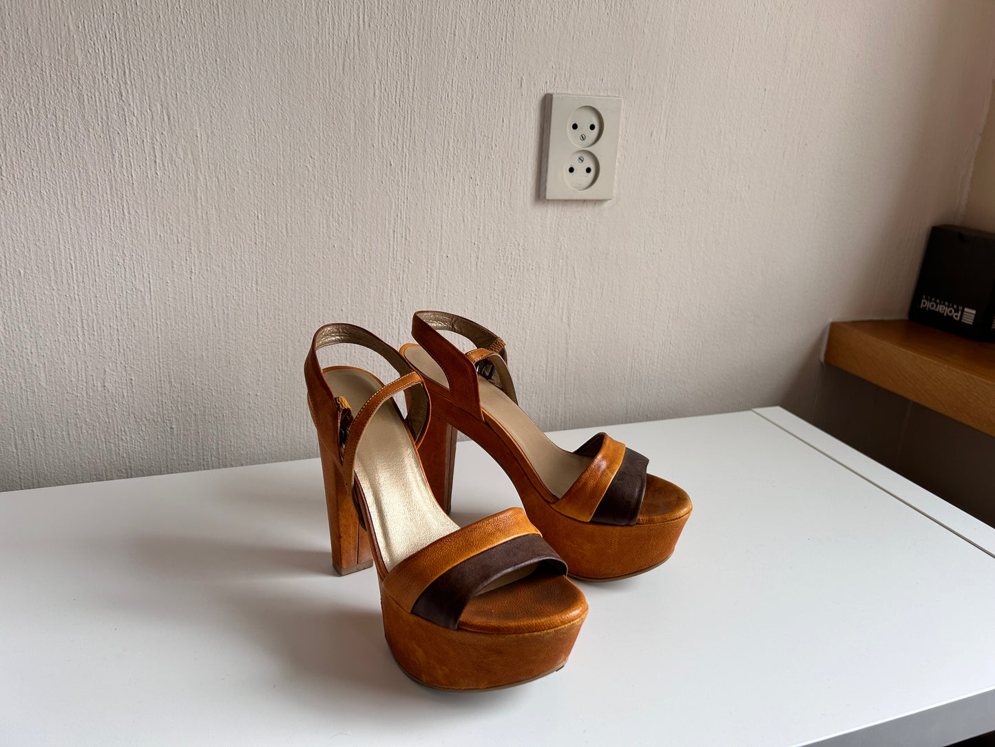 Stuart weitzman platform sandals