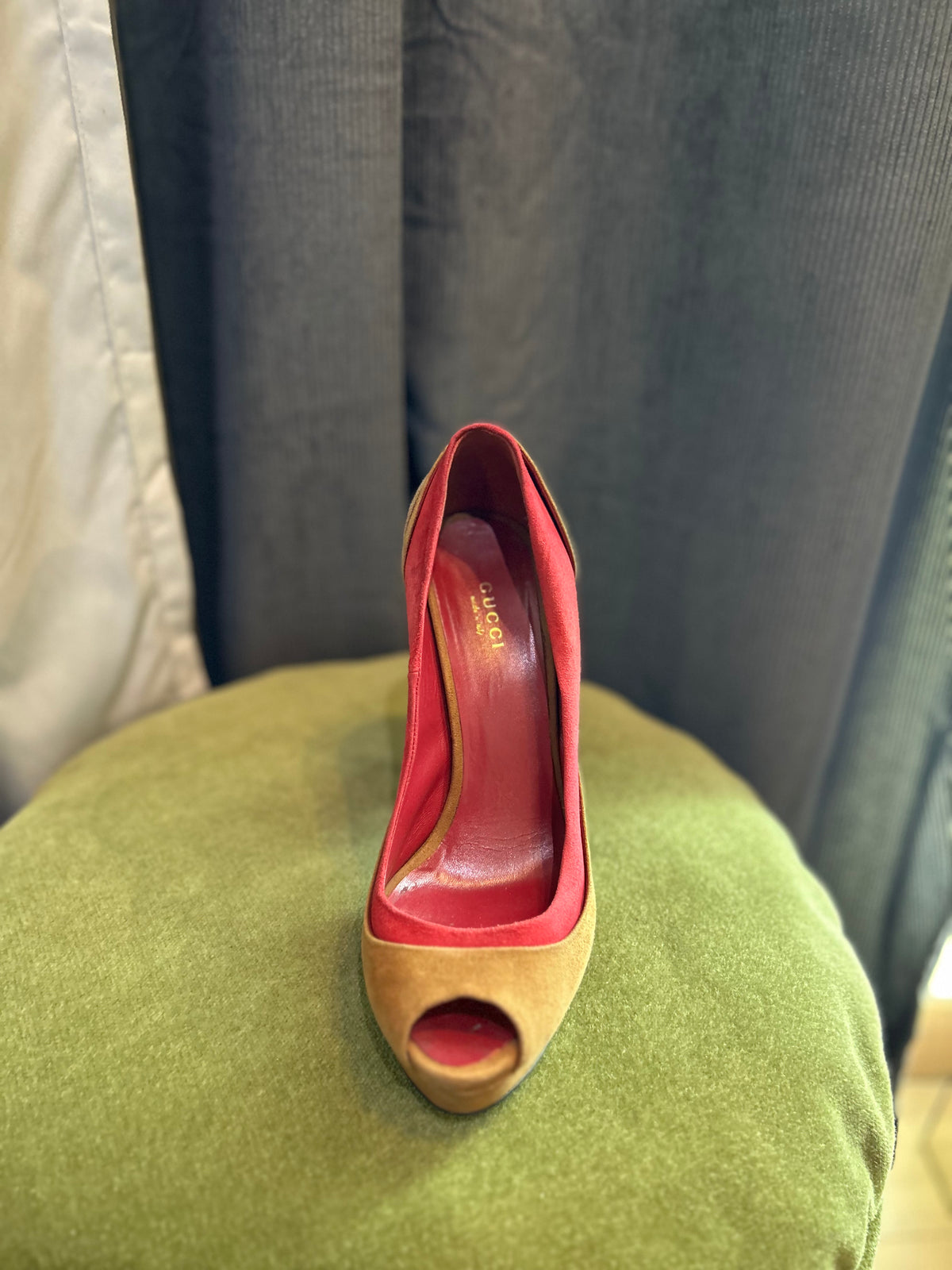 Gucci Tricolor Suede Peep-Toe Platform Pumps - Size 37.5 C⁠